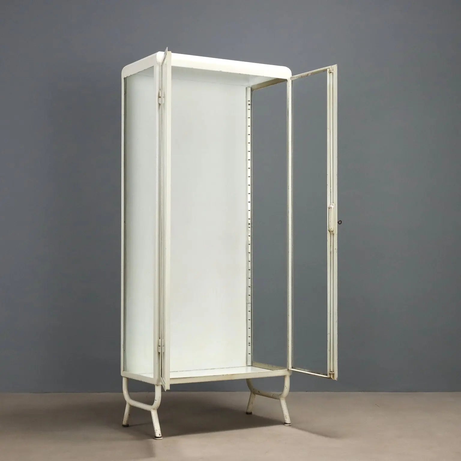 Antique Showcase Enamelled Iron Glass Italy XX Century - Italy, Early XX Century | Antiques | Bookcases & Showcases