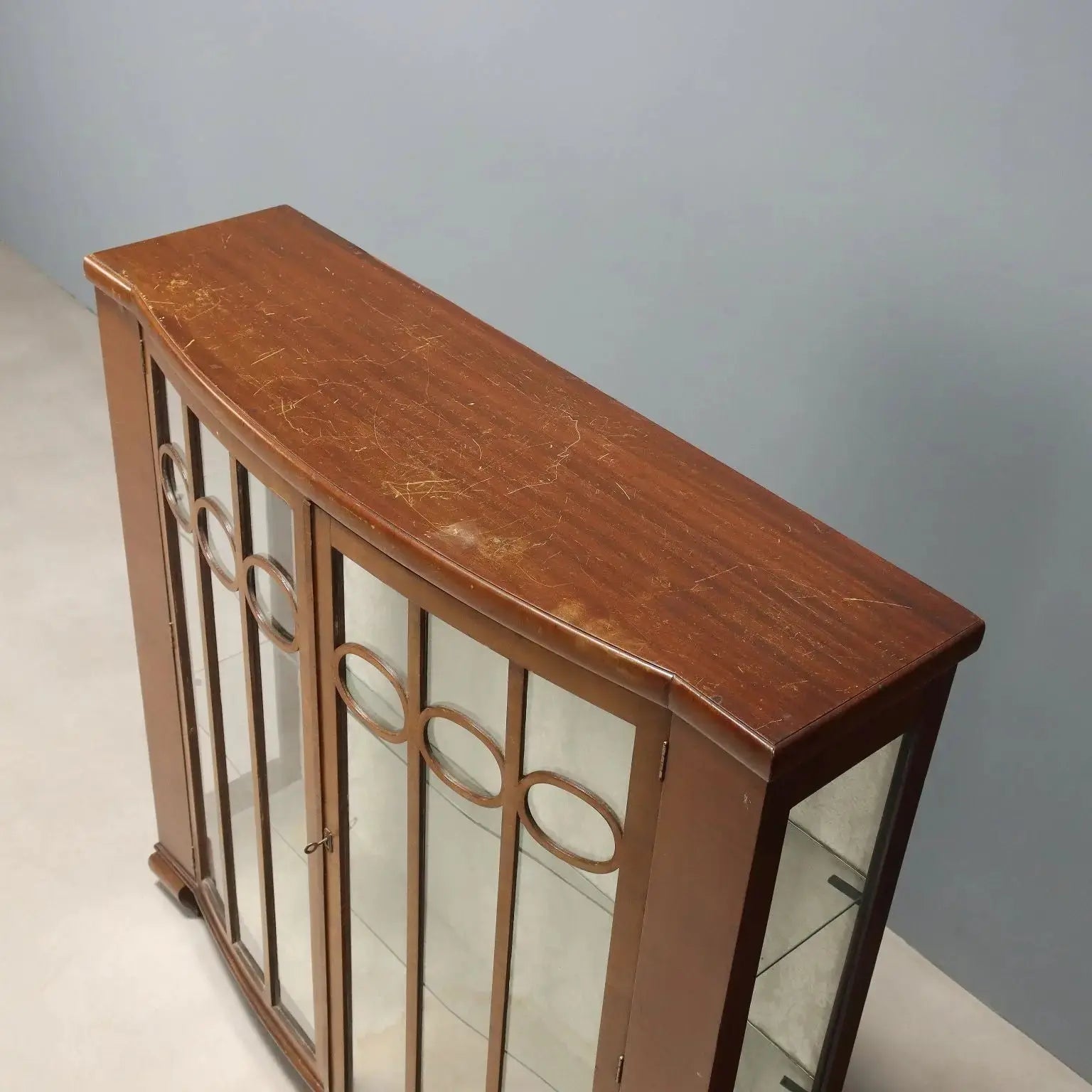 Antique Showcase Art Déco Mahogany Veneer Italy XX Century