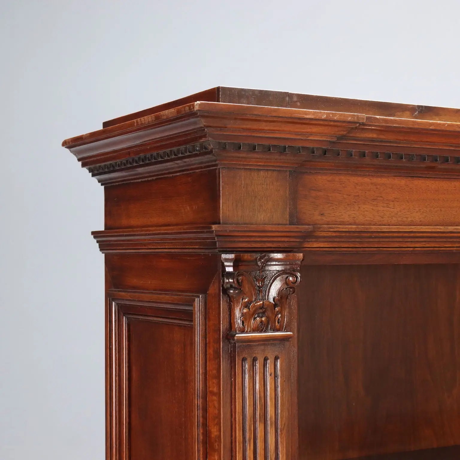 Antique Bookcase Walnut Corinthian Decorations XX Century