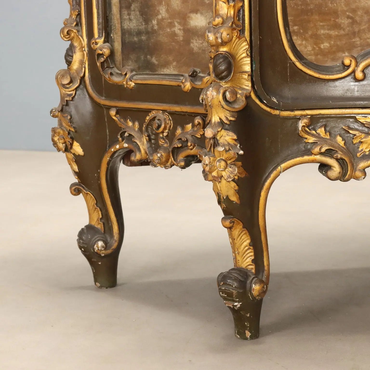 Antique Baroque Showcase Carved Wood Italy XIX Century