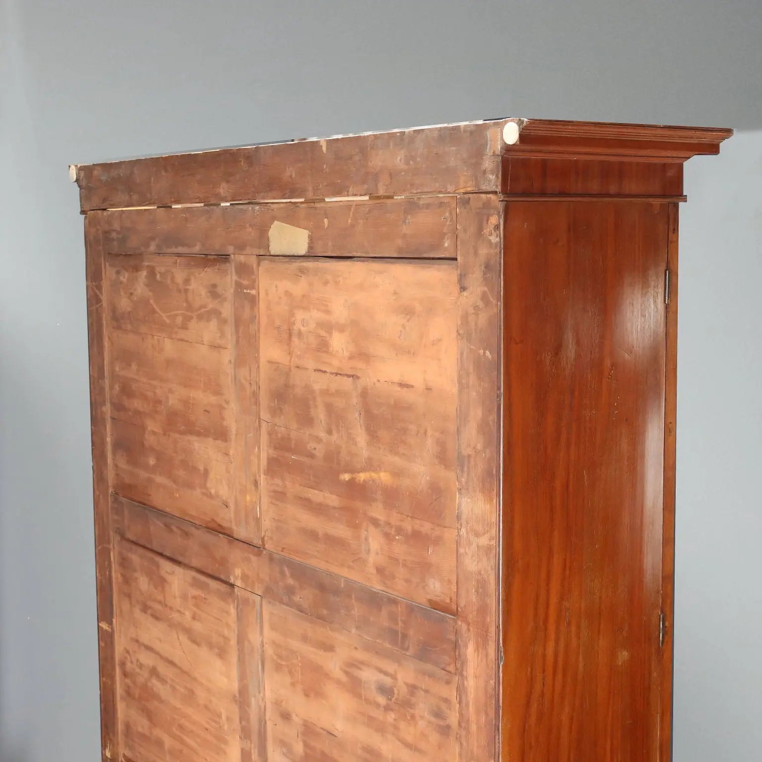 Antique Bookcase Mahogany Blown Glass England XX Century