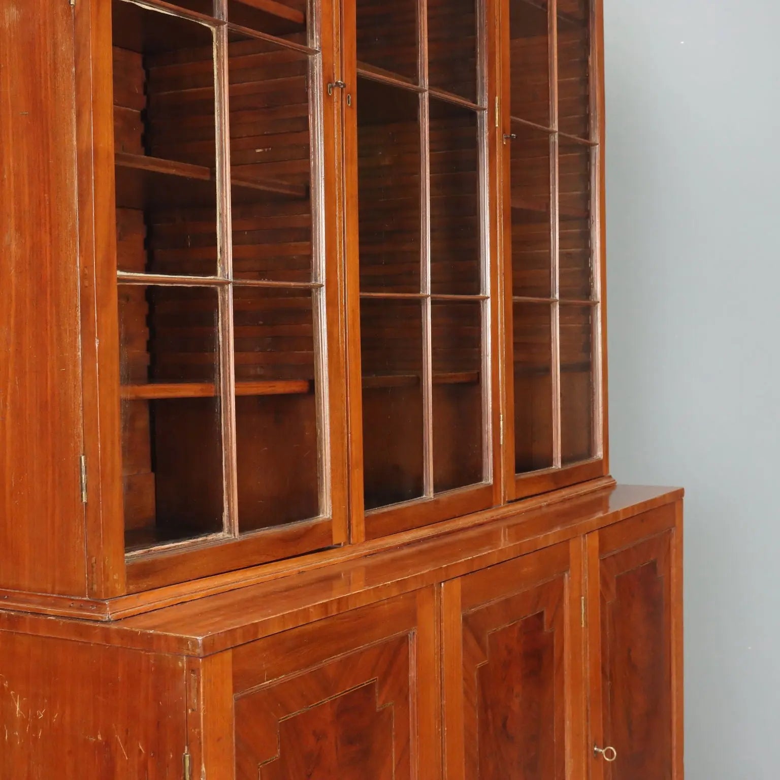 Antique Bookcase Mahogany Blown Glass England XX Century