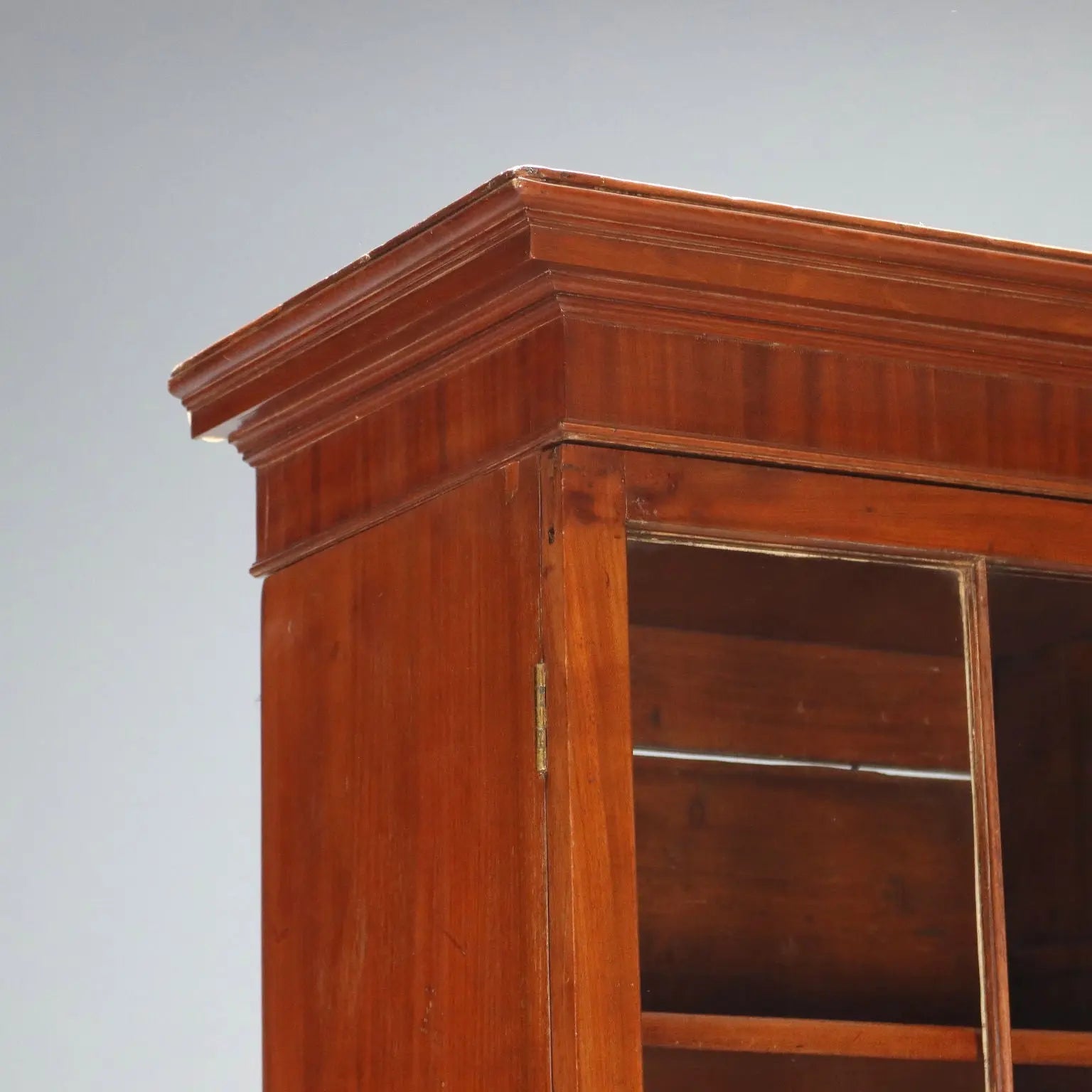 Antique Bookcase Mahogany Blown Glass England XX Century