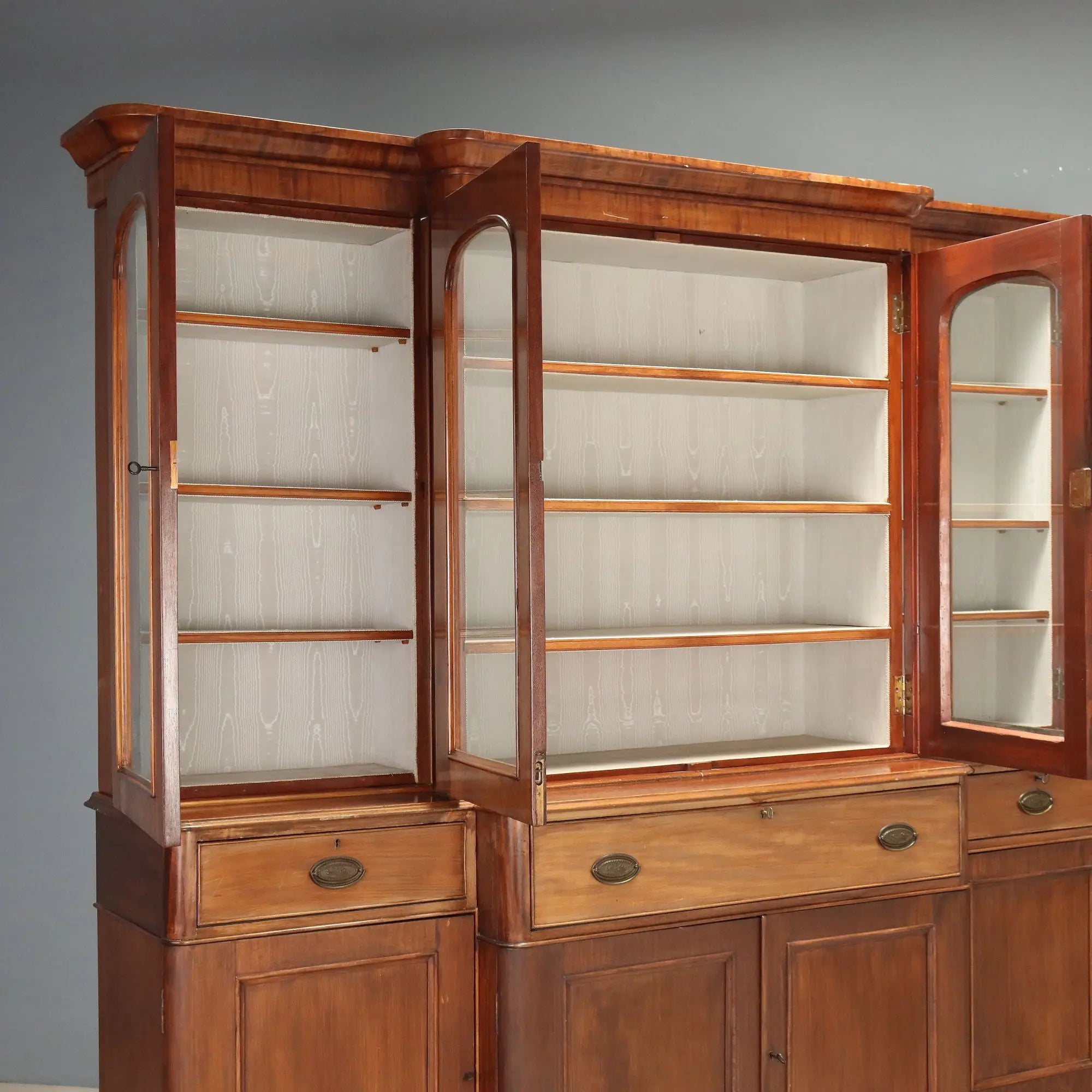 Antique Bookcase Mahogany Glass Leather United Kingdom '800