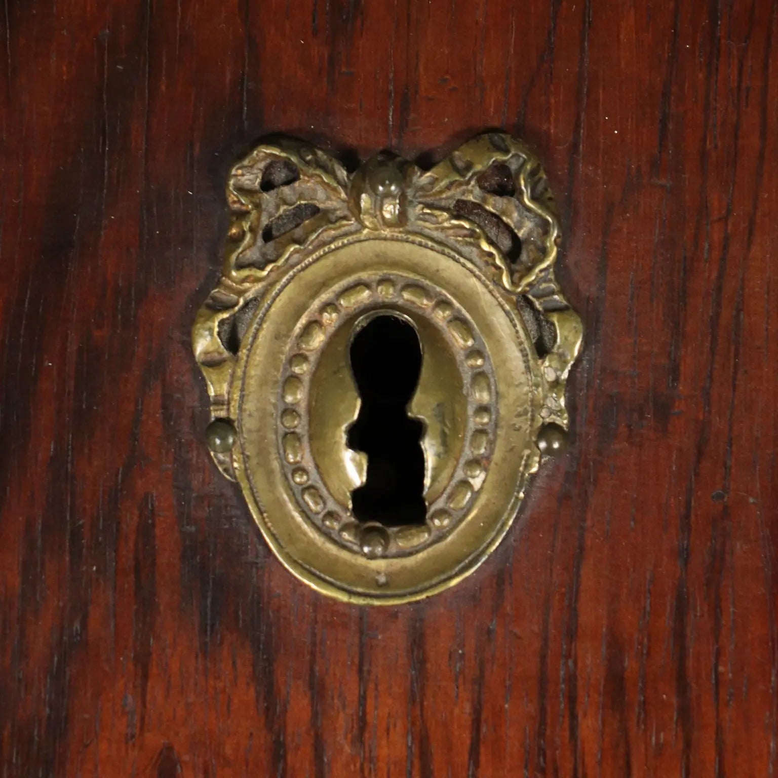 18th Century Piedmontese Desk in Bois de Violette
