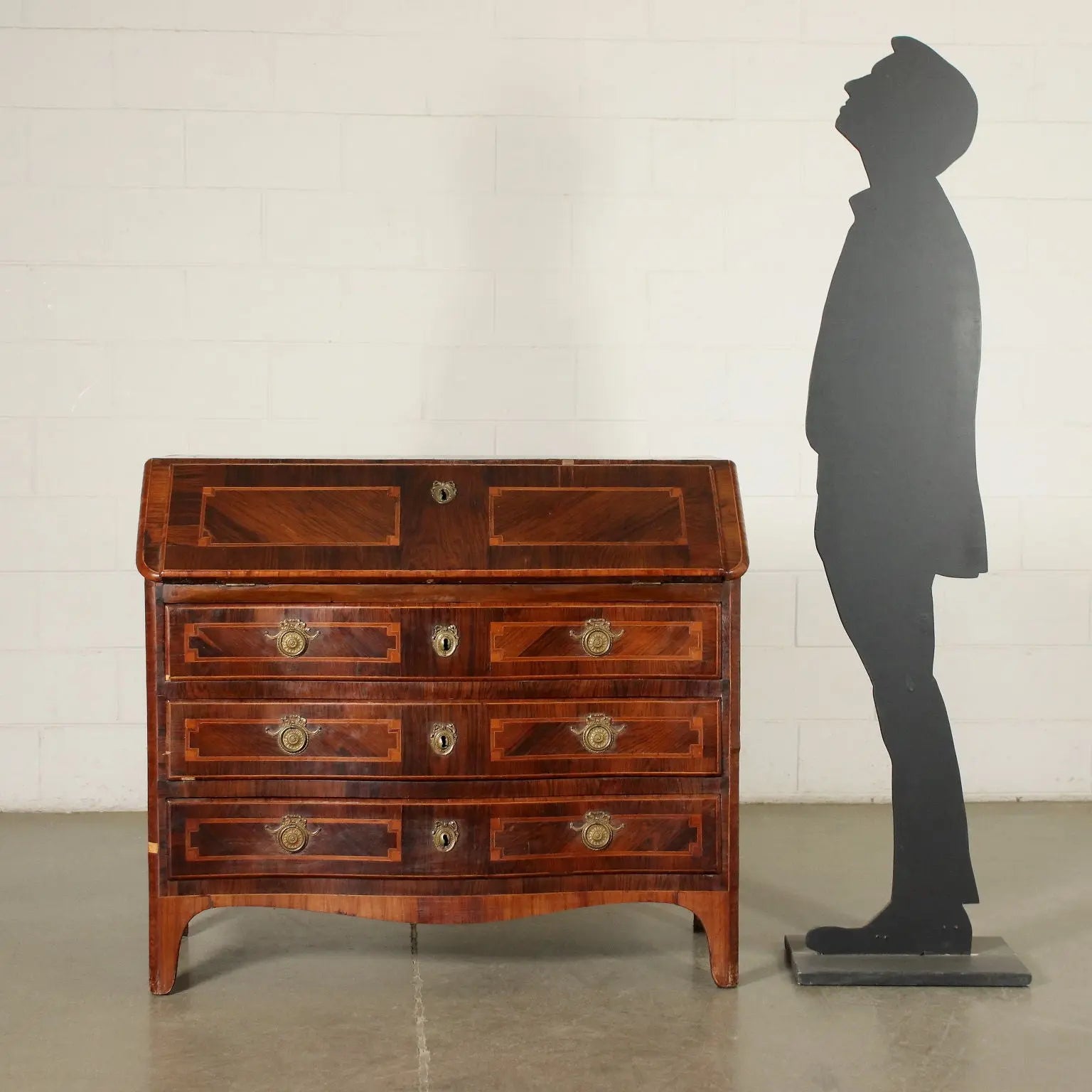 18th Century Piedmontese Desk in Bois de Violette