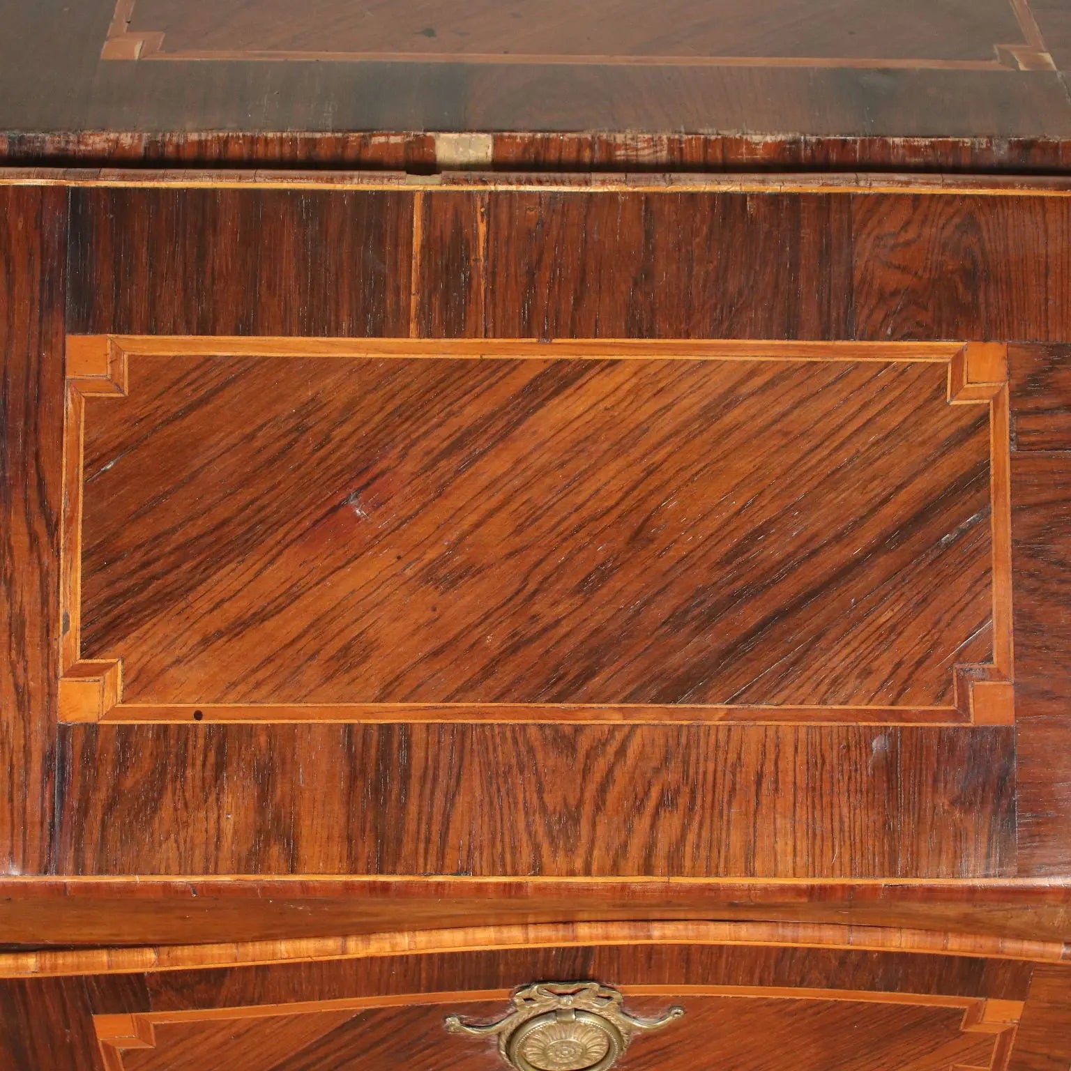 18th Century Piedmontese Desk in Bois de Violette
