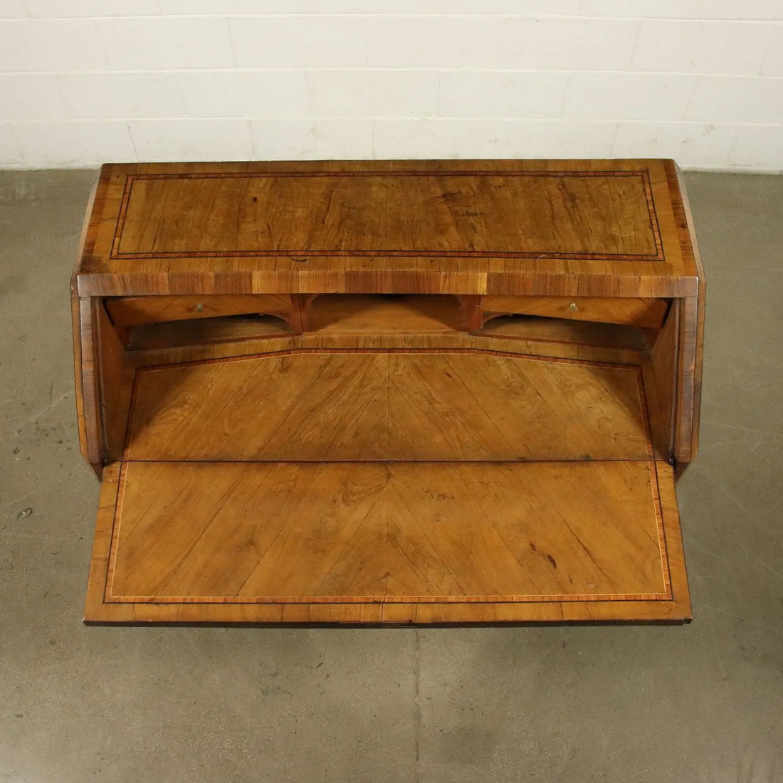 Antique Flap Cabinet Baroque Olive Bois de Rose XVIII Century