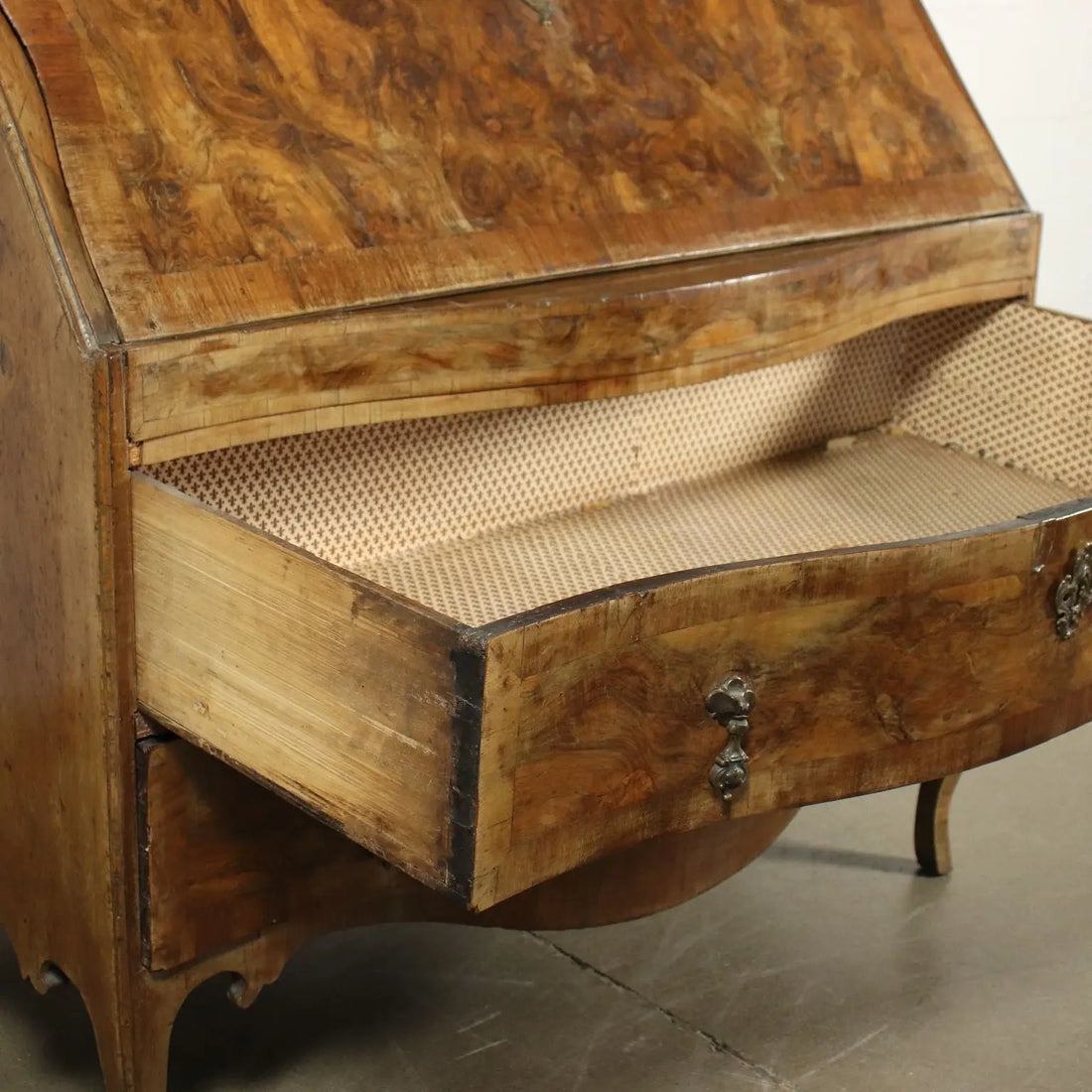 Barocchetto Trumeau Walnut Burl Veneer Mirror Italy 18th Century | Antiques | Drop-Leaf Secretaire & Secretaire