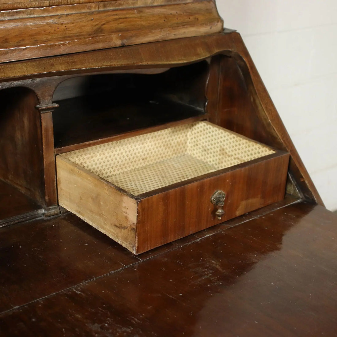 Barocchetto Trumeau Walnut Burl Veneer Mirror Italy 18th Century | Antiques | Drop-Leaf Secretaire & Secretaire
