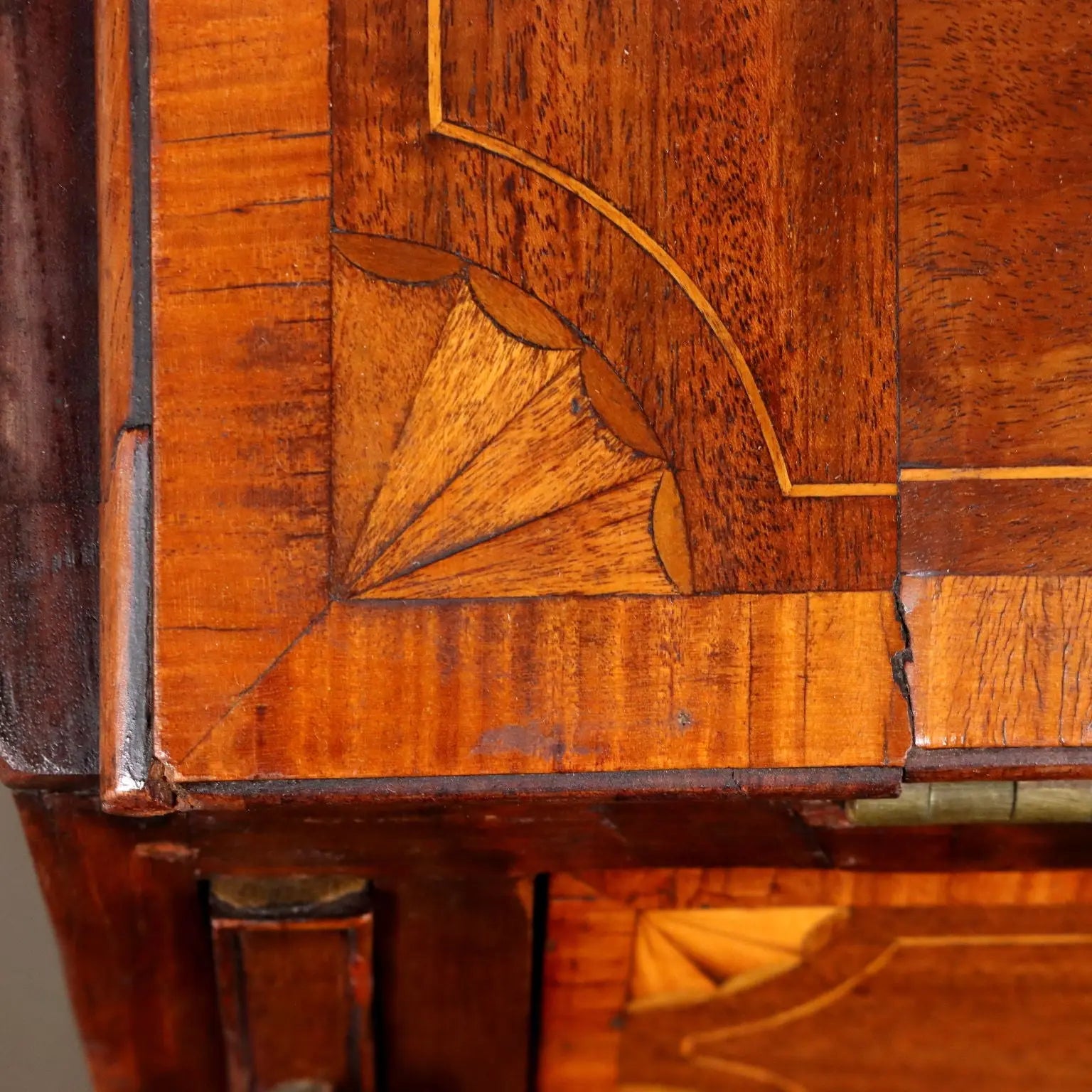 Antique Victorian Cabinet Mahogany Oak Decorations England '800 - England, Mid XIX Century | Antiques  Drop-Leaf Secretaire & Secretaire