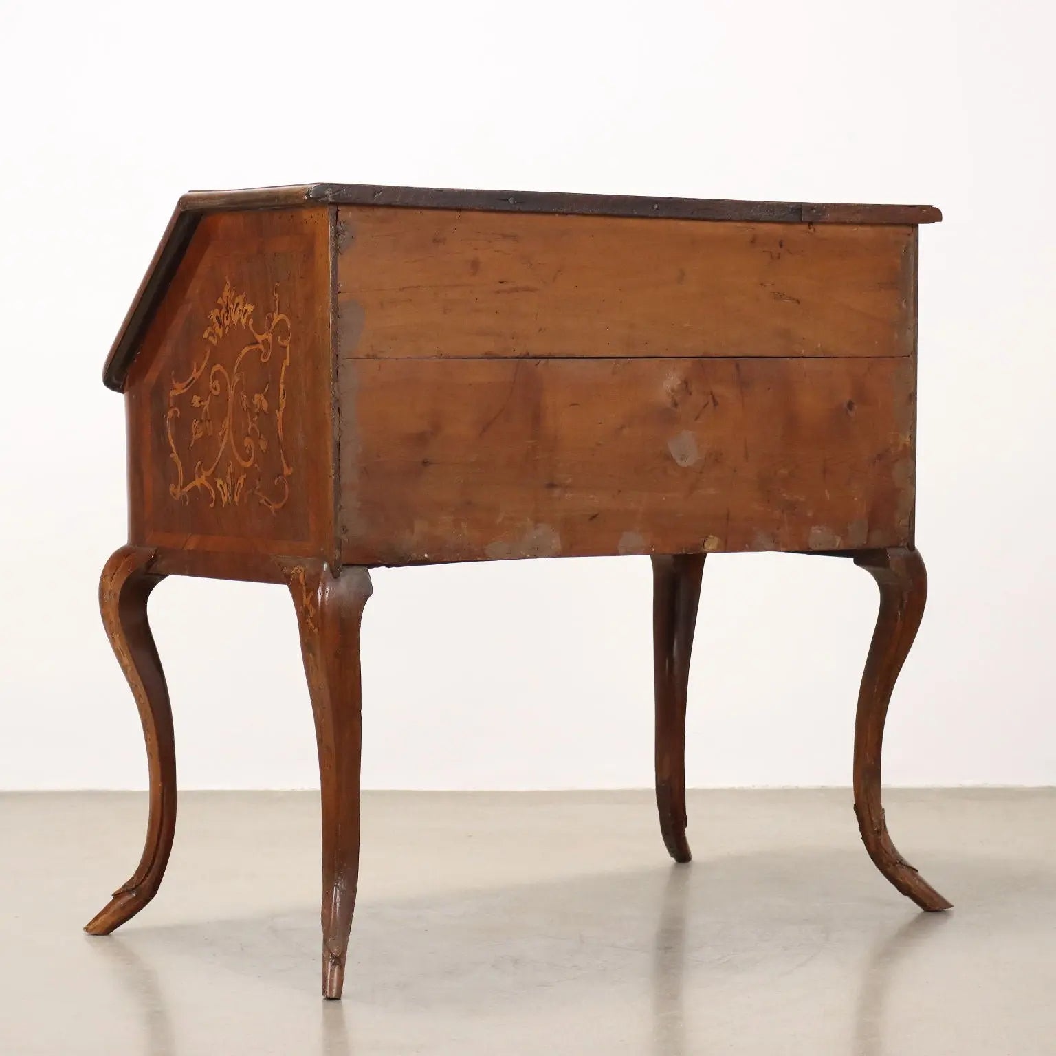 Piedmontese Drop-Front Desk in Walnut 18th Century
