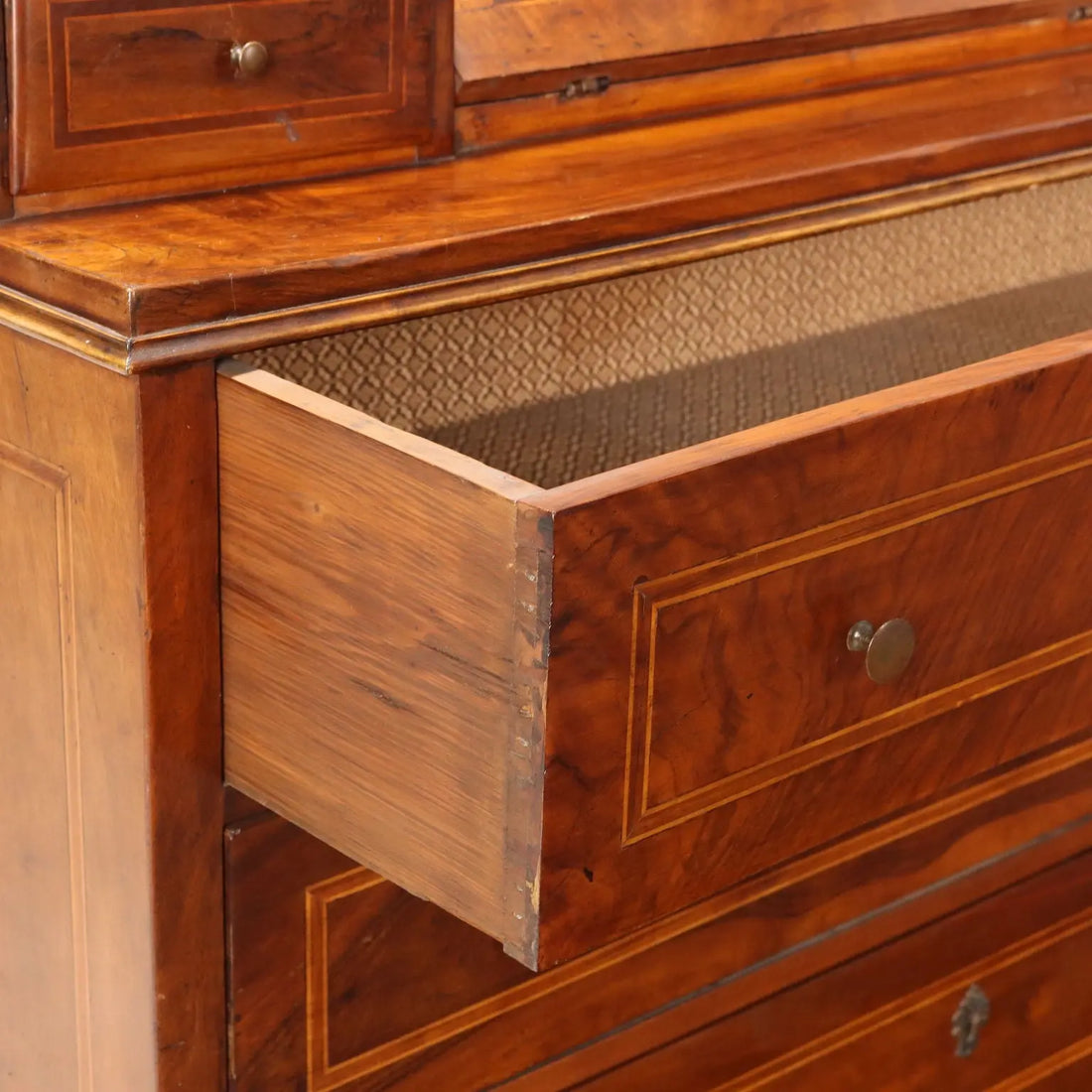 Walnut and Maple Bureau - Trentino 19th Century
