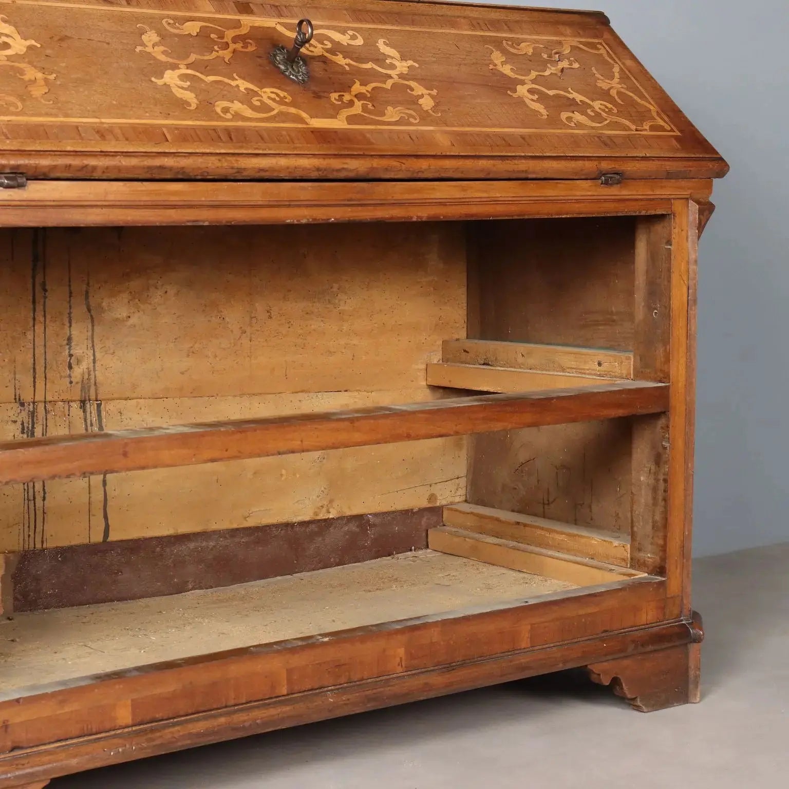 Antique Baroque Flap Cabinet Walnut Maple Italy XVIII Century - Piedmont, XVIII Century | Antiques | Drop-Leaf Secretaire & Secretaire