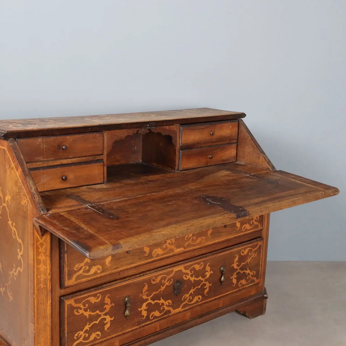 Antique Baroque Flap Cabinet Walnut Maple Italy XVIII Century - Piedmont, XVIII Century | Antiques | Drop-Leaf Secretaire & Secretaire