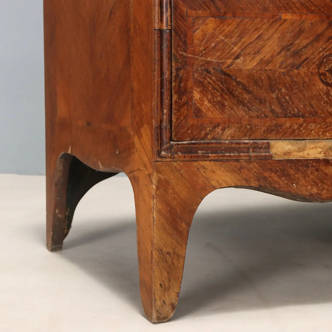 Antique Drop Leaf Cabinet Bois de Rose 9 Drawers XVIII Century - Genoa, Mid XVIII Century | Antiques | Drop-Leaf Secretaire & Secretaire