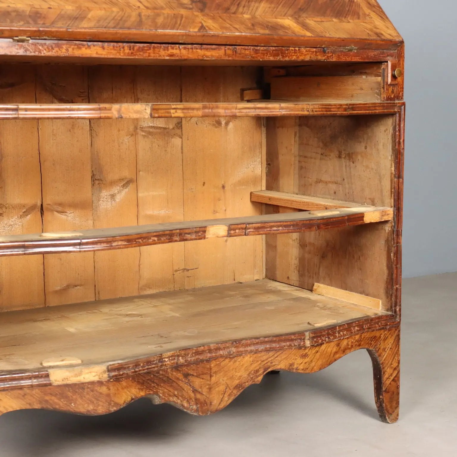 Antique Drop Leaf Cabinet Bois de Rose 9 Drawers XVIII Century - Genoa, Mid XVIII Century | Antiques | Drop-Leaf Secretaire & Secretaire