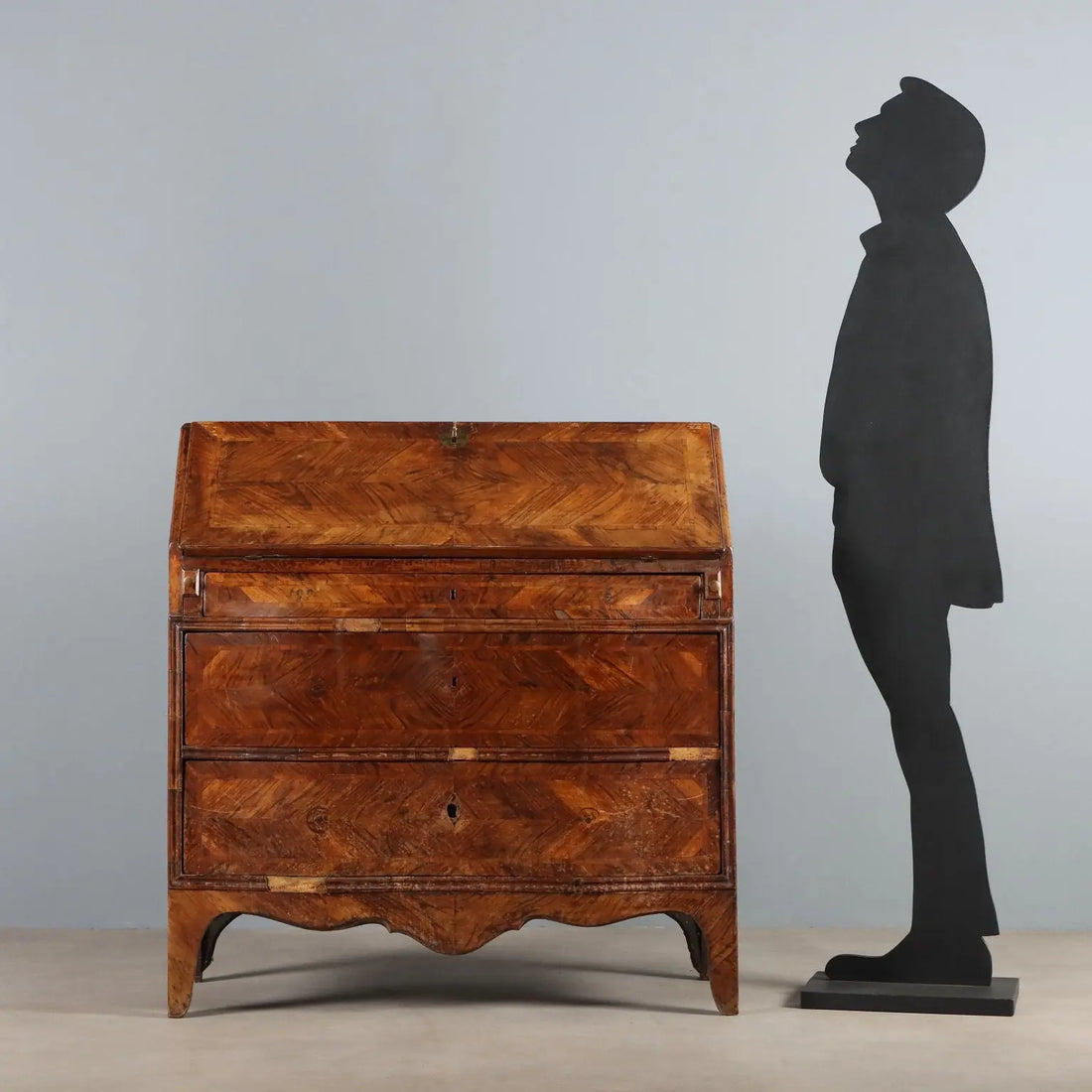 Antique Drop Leaf Cabinet Bois de Rose 9 Drawers XVIII Century - Genoa, Mid XVIII Century | Antiques | Drop-Leaf Secretaire & Secretaire