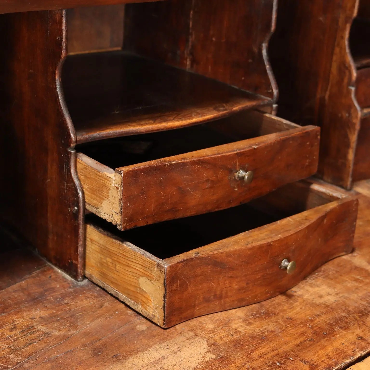 Antique Drop Leaf Cabinet Bois de Rose 9 Drawers XVIII Century - Genoa, Mid XVIII Century | Antiques | Drop-Leaf Secretaire & Secretaire