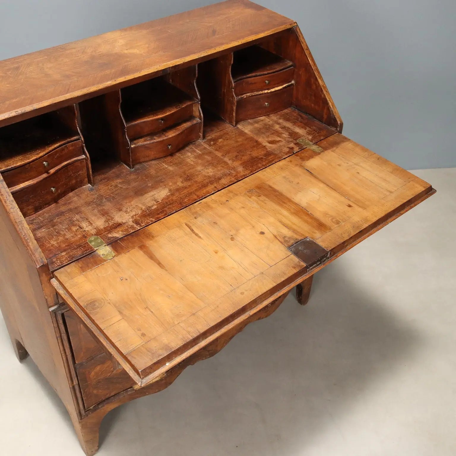 Antique Drop Leaf Cabinet Bois de Rose 9 Drawers XVIII Century - Genoa, Mid XVIII Century | Antiques | Drop-Leaf Secretaire & Secretaire