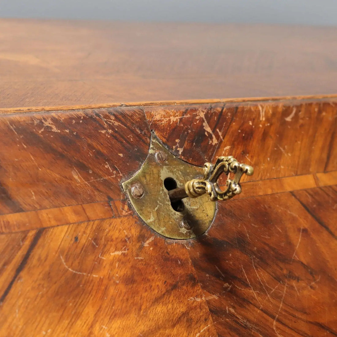 Antique Drop Leaf Cabinet Bois de Rose 9 Drawers XVIII Century - Genoa, Mid XVIII Century | Antiques | Drop-Leaf Secretaire & Secretaire