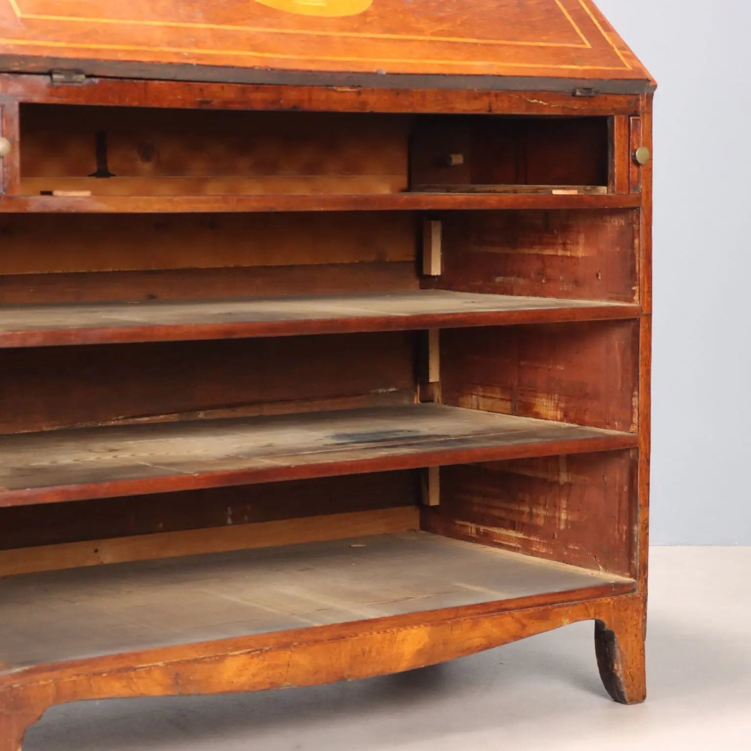 Antique Drop-Leaf Cabinet Maple 4 Drawers United Kingdom '700 - England, Late XVIII Century | Antiques | Drop-Leaf Secretaire & Secretaire