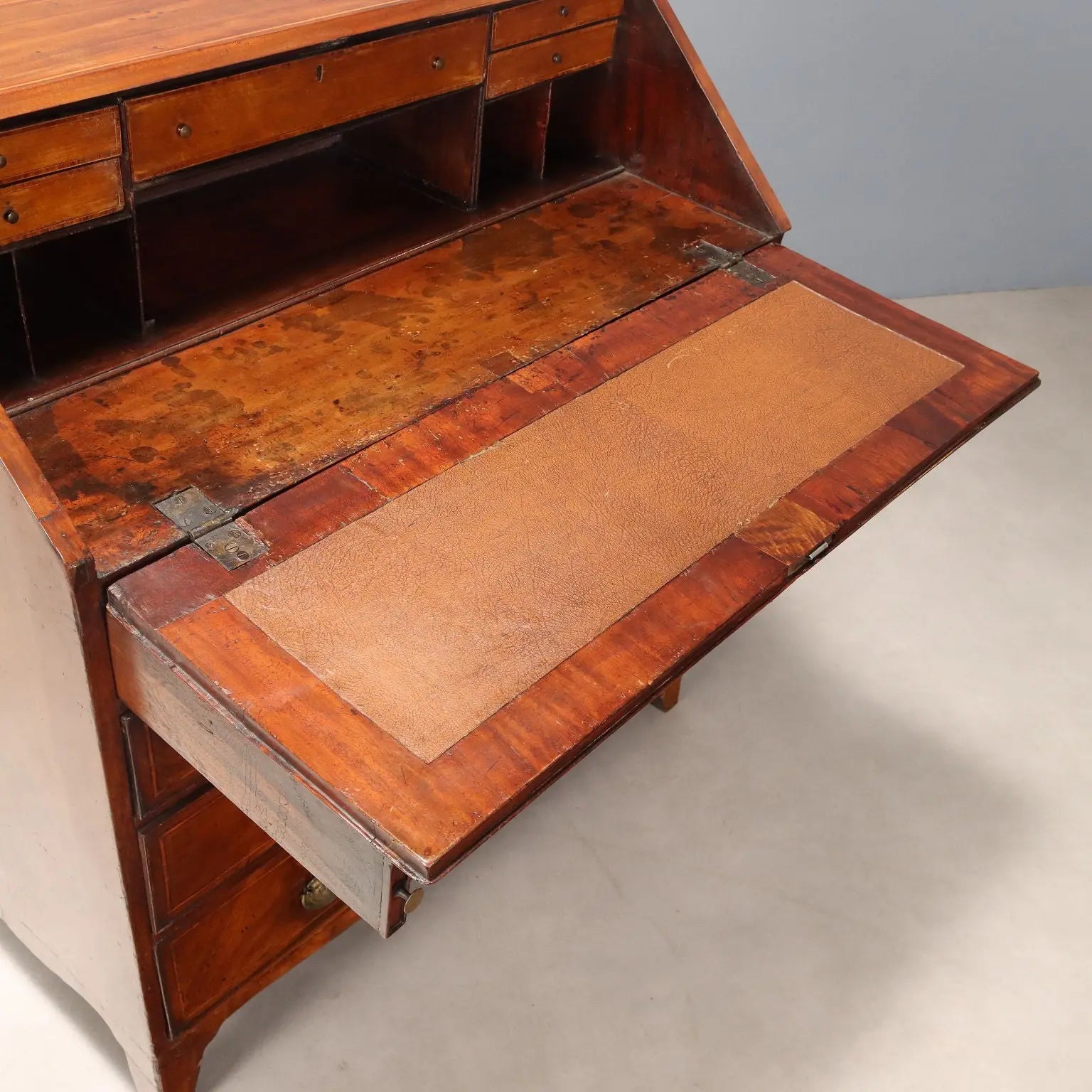 Antique Drop-Leaf Cabinet Maple 4 Drawers United Kingdom '700 - England, Late XVIII Century | Antiques | Drop-Leaf Secretaire & Secretaire