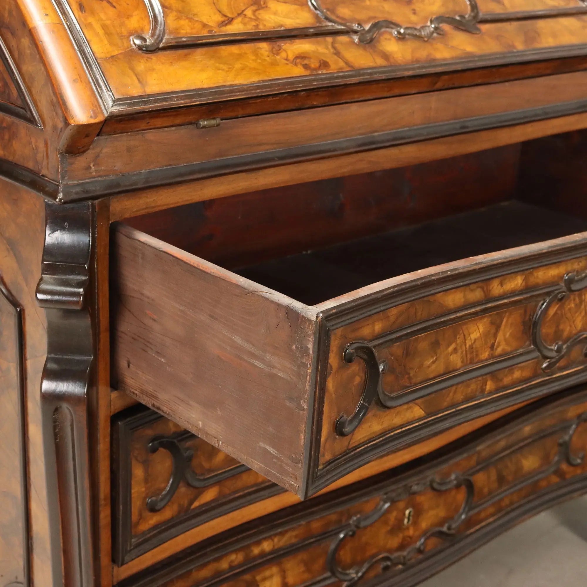 Antique Trumeau Walnut Burl Lombardy Italy XIX Century