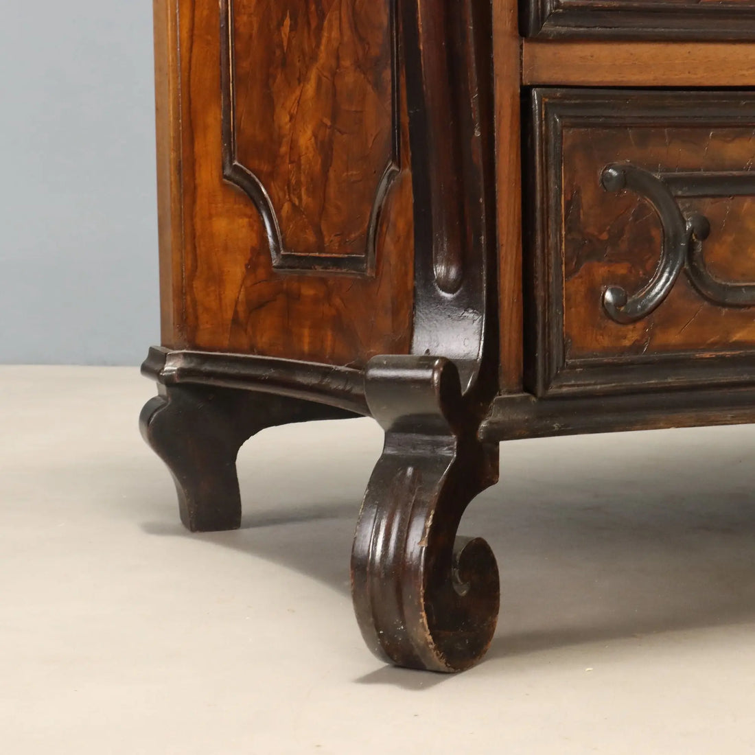 Antique Trumeau Walnut Burl Lombardy Italy XIX Century