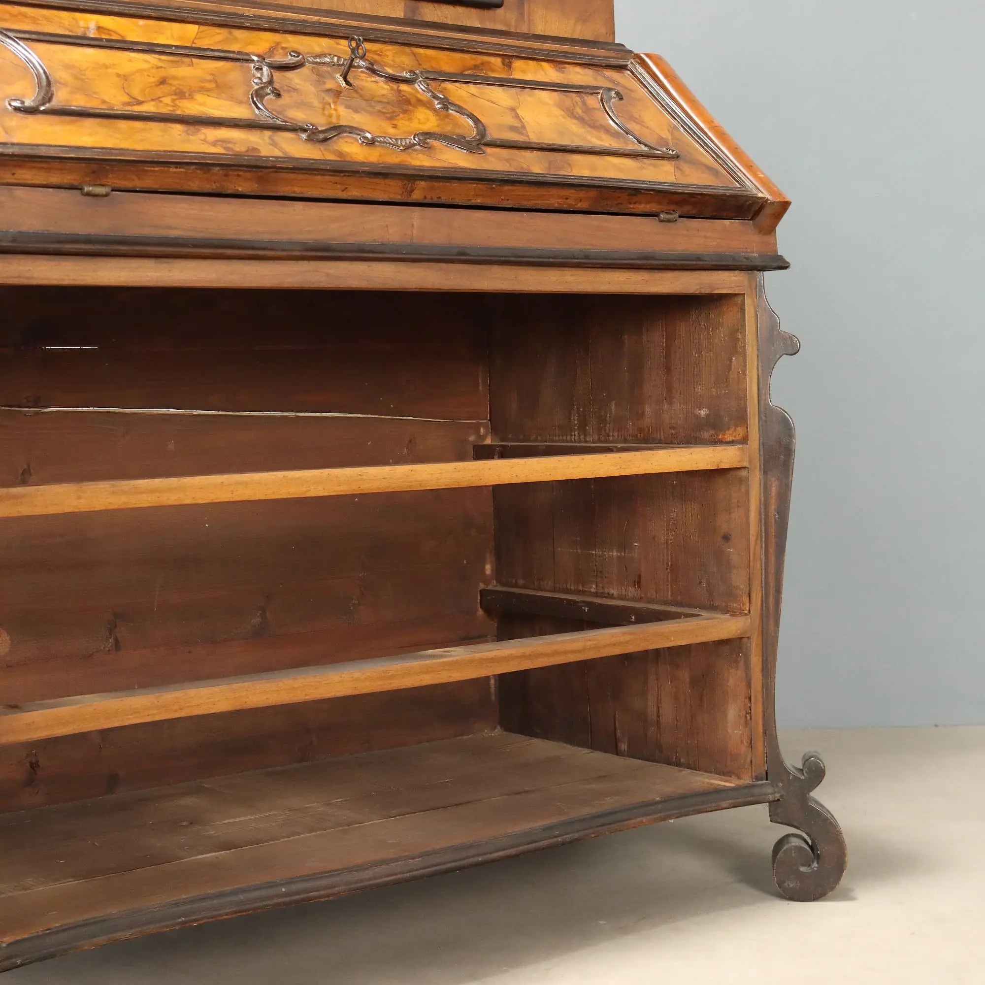 Antique Trumeau Walnut Burl Lombardy Italy XIX Century