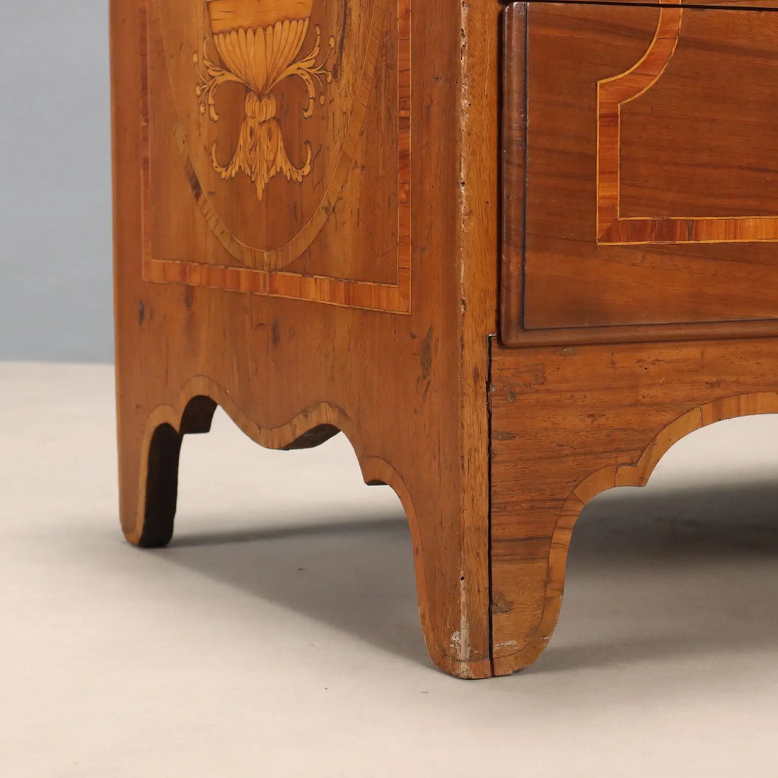 Antique Flap Cabinet Maple Bois de Rose Italy XVIII Century