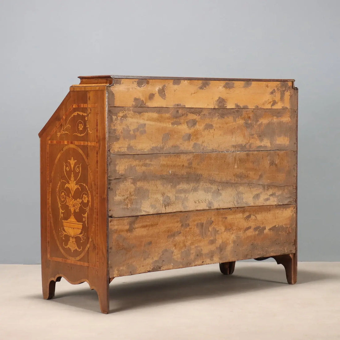 Antique Flap Cabinet Maple Bois de Rose Italy XVIII Century
