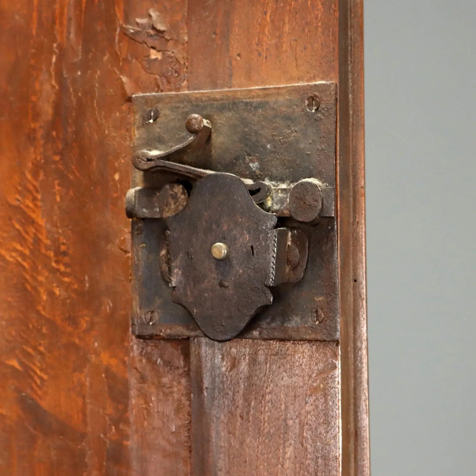 Walnut and Burl Walnut Trumeau - Italy 18th Century