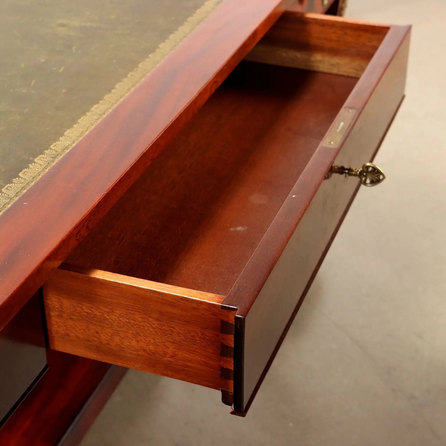 Antique Writing Desk Bureau Plat Empire Italy '900 Mahogany Veneered - Italy, XX Century | Antiques | Desks & Writing Desks