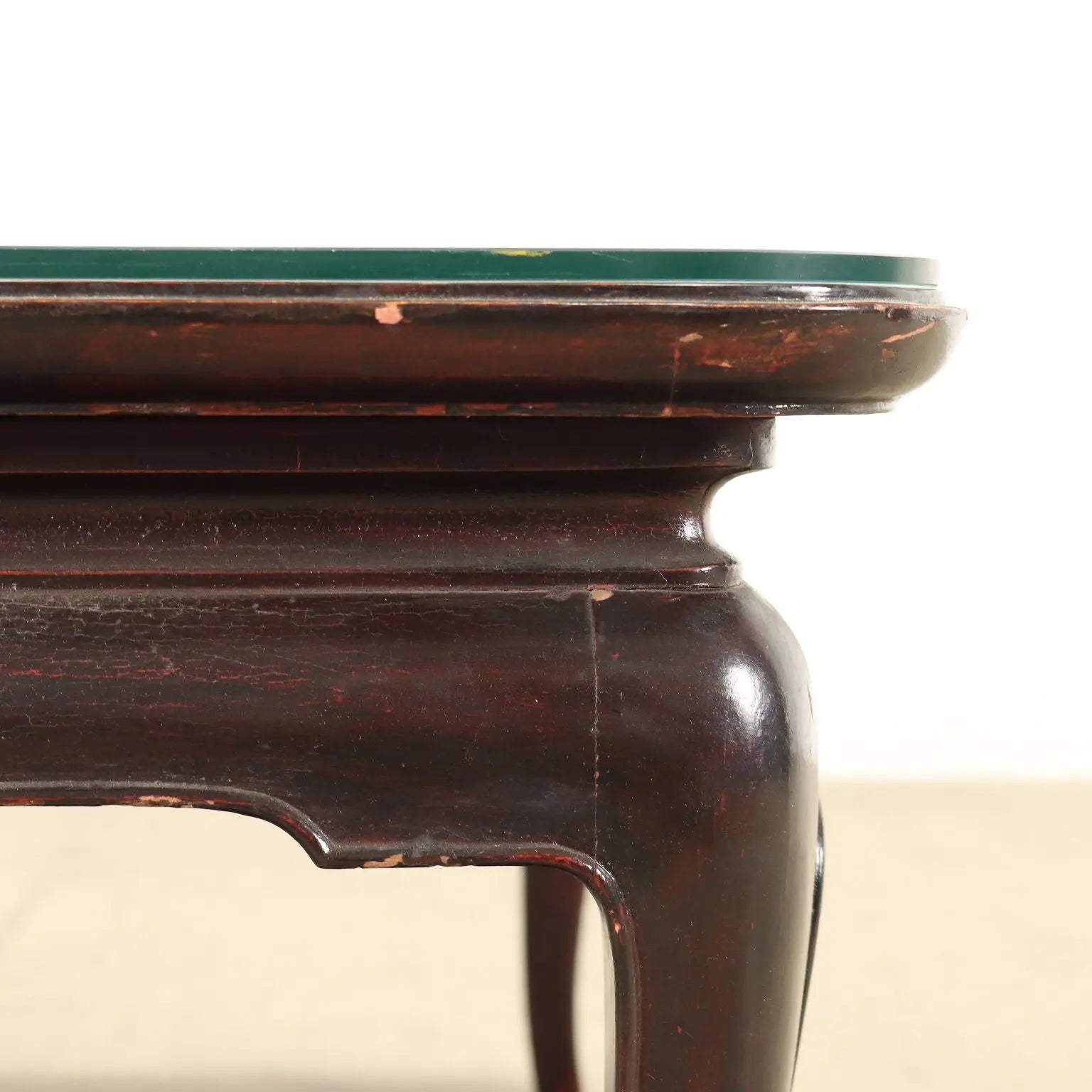 Ancient Coffee Table Chinese Style Engraved and Lacquered Exotic Wood - China, XX Century | Antiques | Side & Coffee Tables