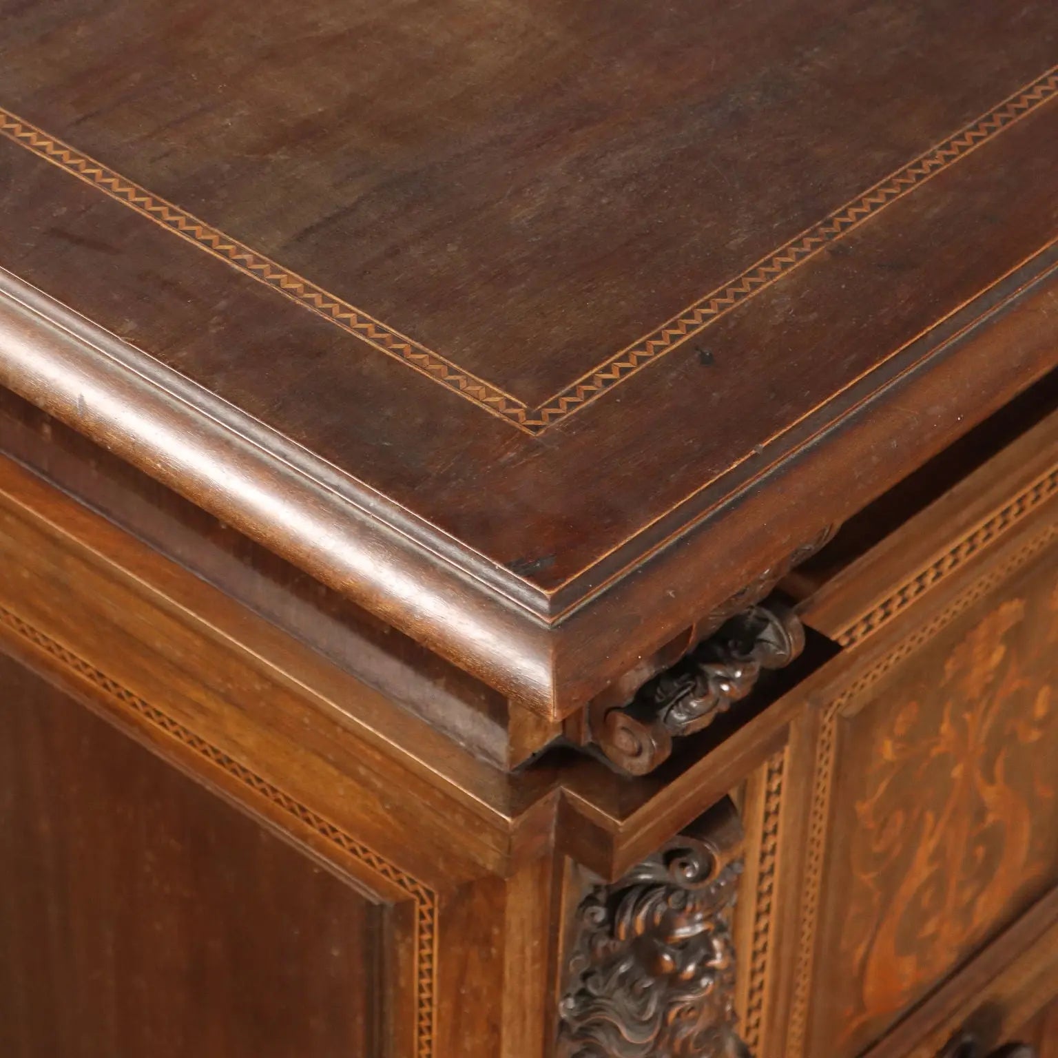 Antique Cupboard Neo-Renaissance Style Carved Wood XX Century - Italy, XX Century | Antiques | Cupboards
