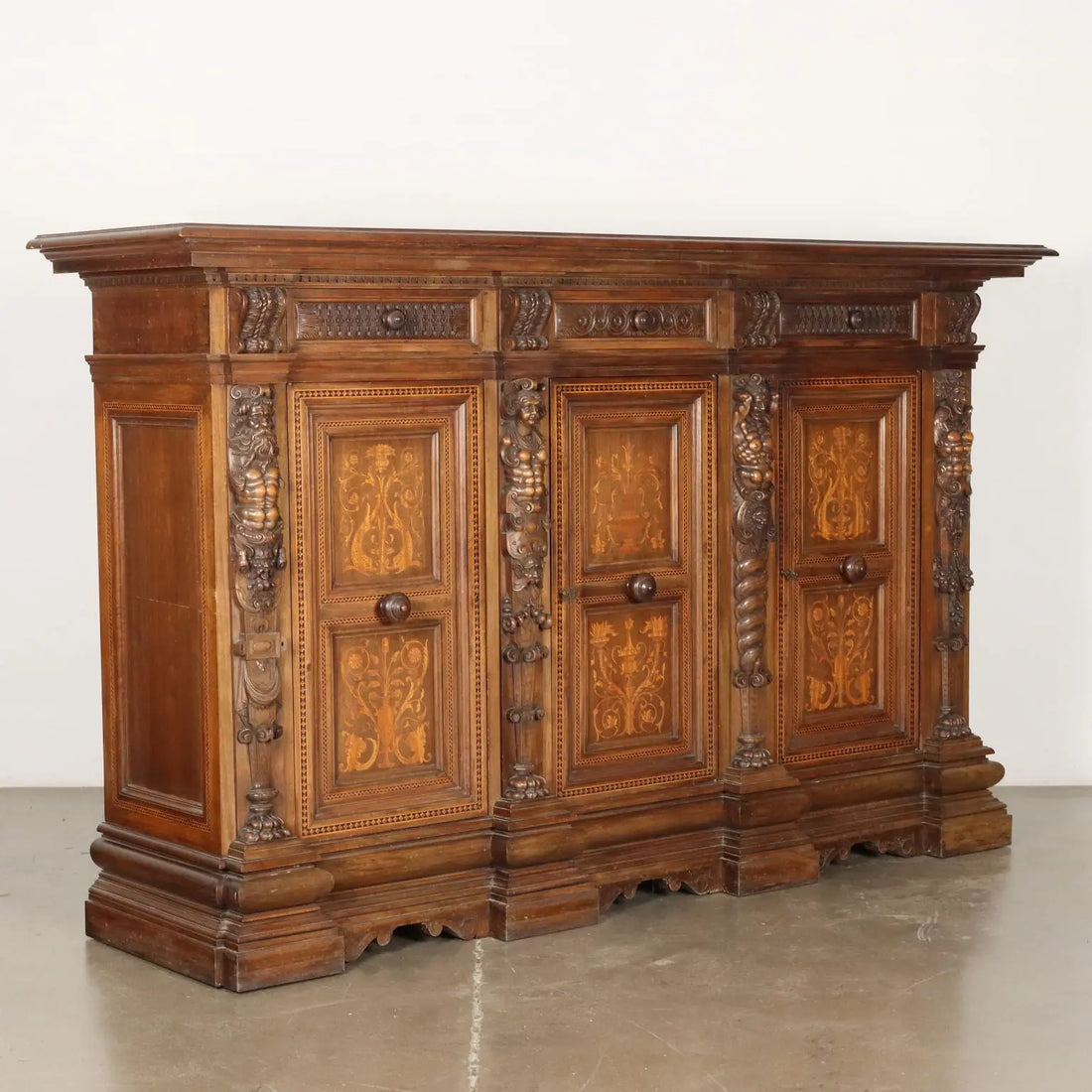Antique Cupboard Neo-Renaissance Style Carved Wood XX Century - Italy, XX Century | Antiques | Cupboards