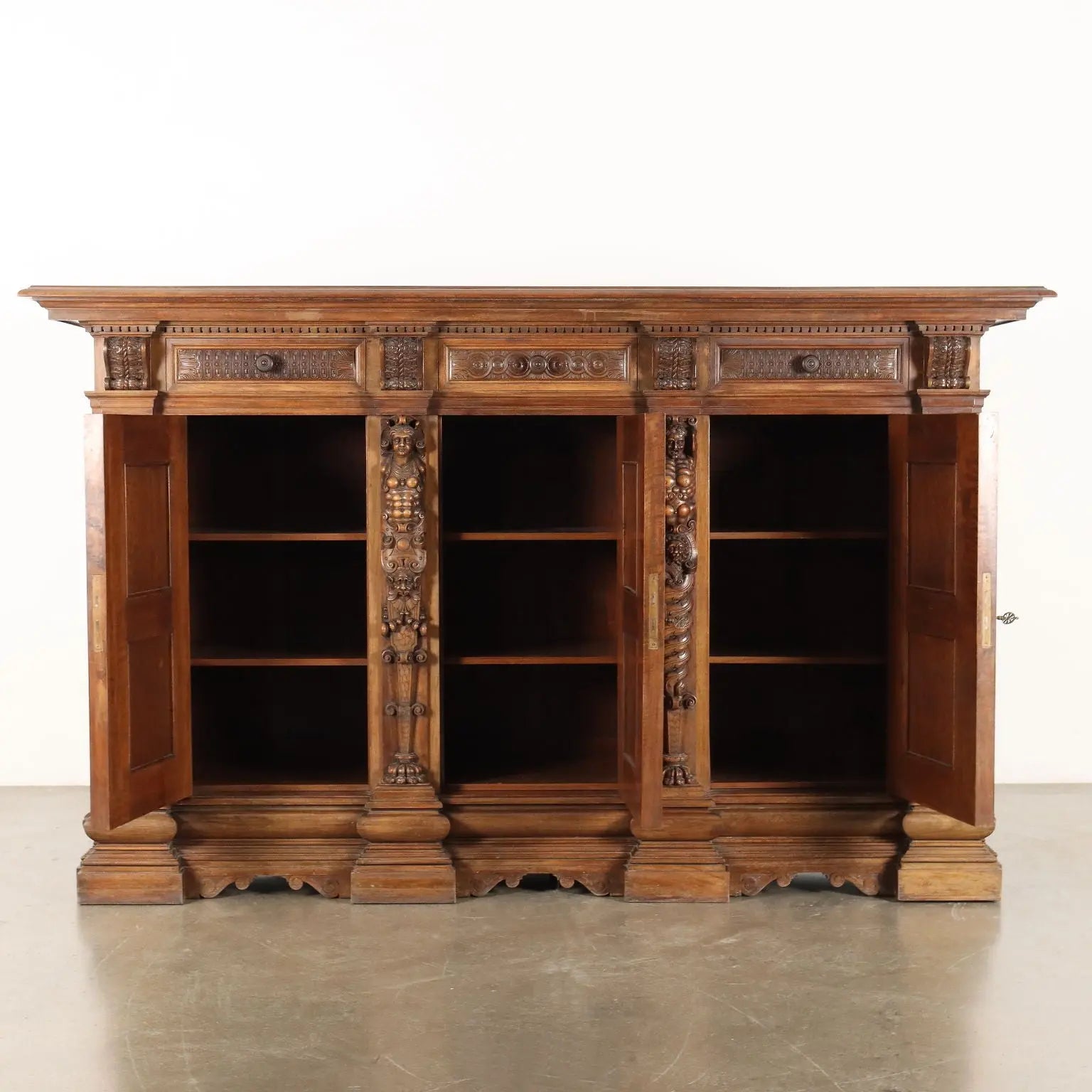 Antique Cupboard Neo-Renaissance Style Carved Wood XX Century - Italy, XX Century | Antiques | Cupboards