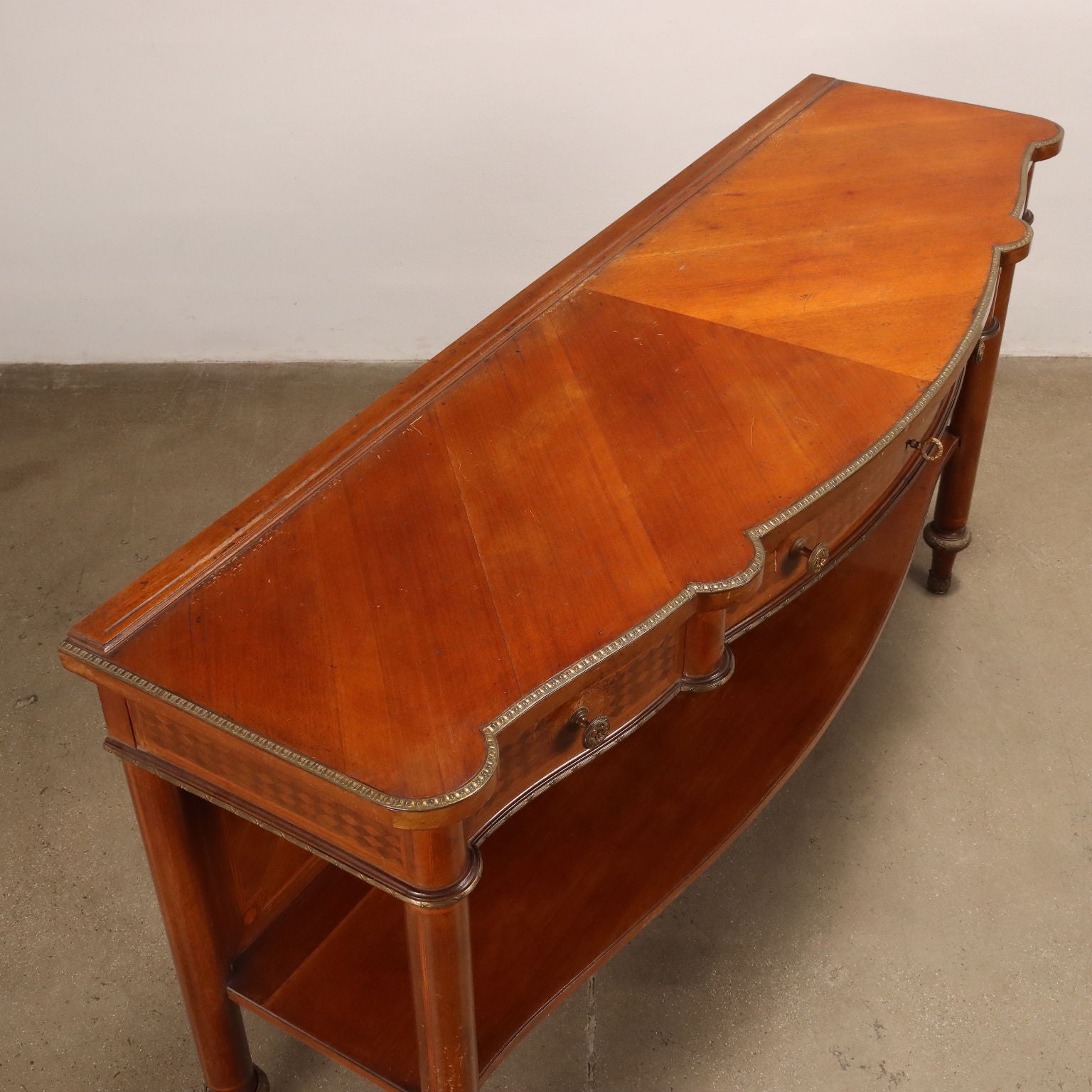  | Antiques  Consoles