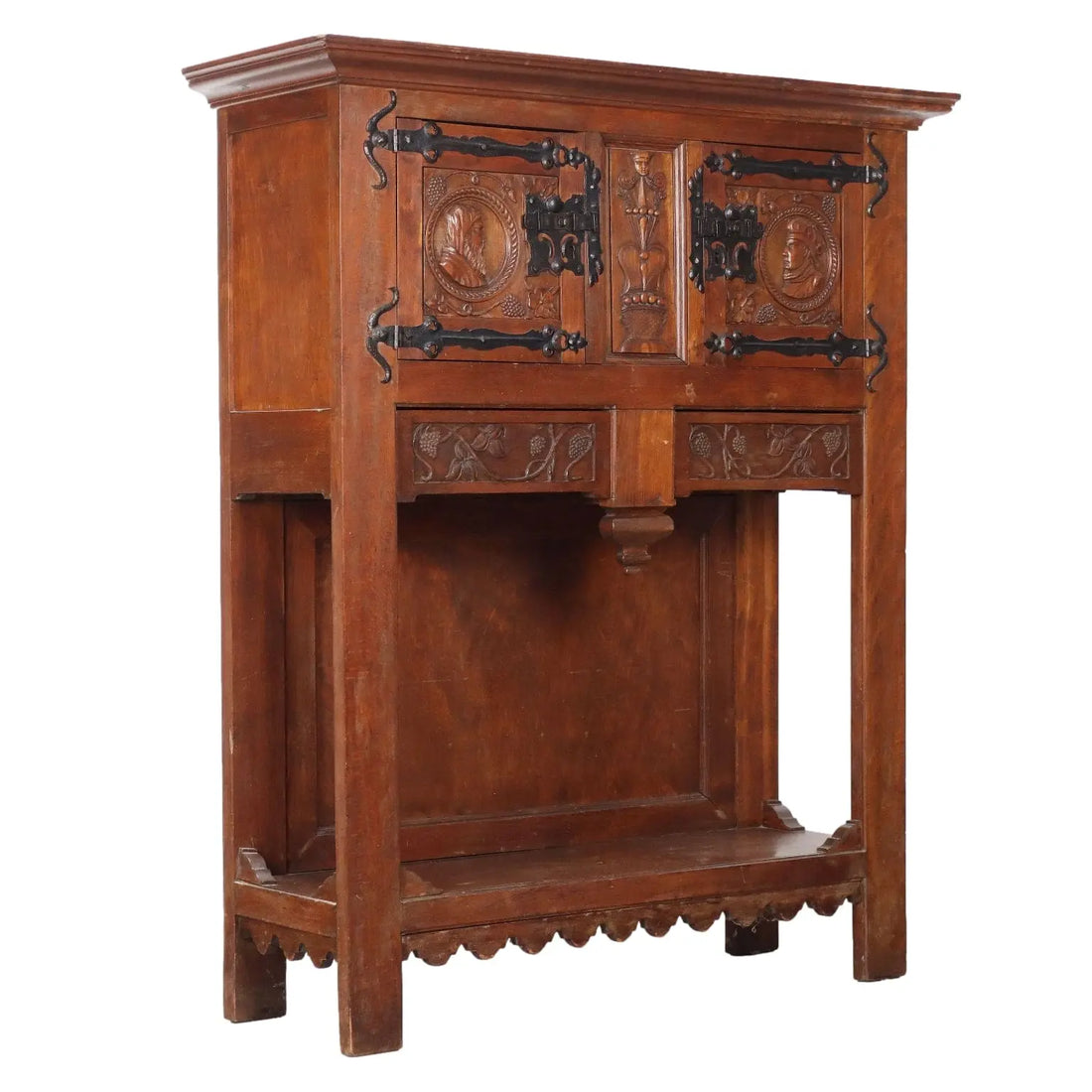 Antique Neo-Renaissance Cupboard Beech Italy XX Century - Italy, XX Century | Antiques | Cupboards