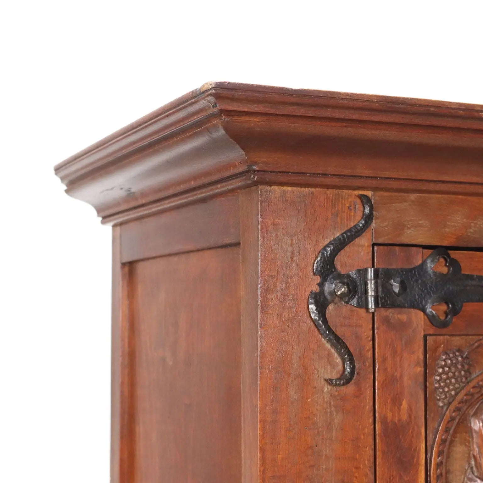 Antique Neo-Renaissance Cupboard Beech Italy XX Century - Italy, XX Century | Antiques | Cupboards