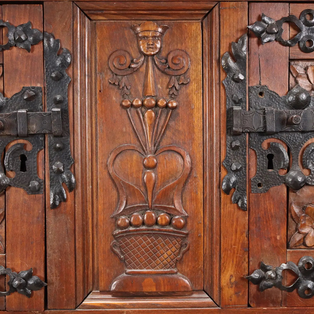 Antique Neo-Renaissance Cupboard Beech Italy XX Century - Italy, XX Century | Antiques | Cupboards