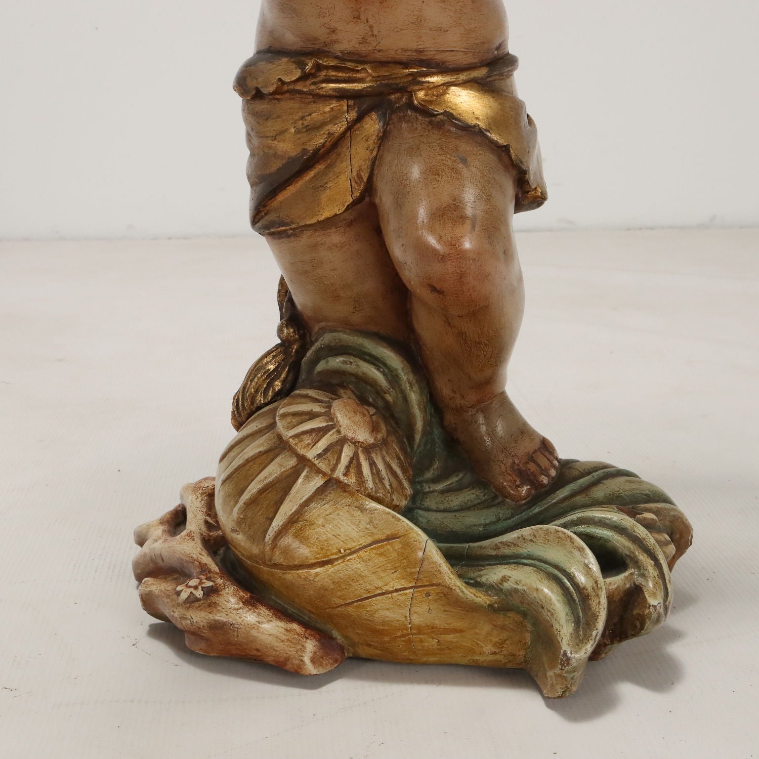  | Antiques  Side & Coffee Tables