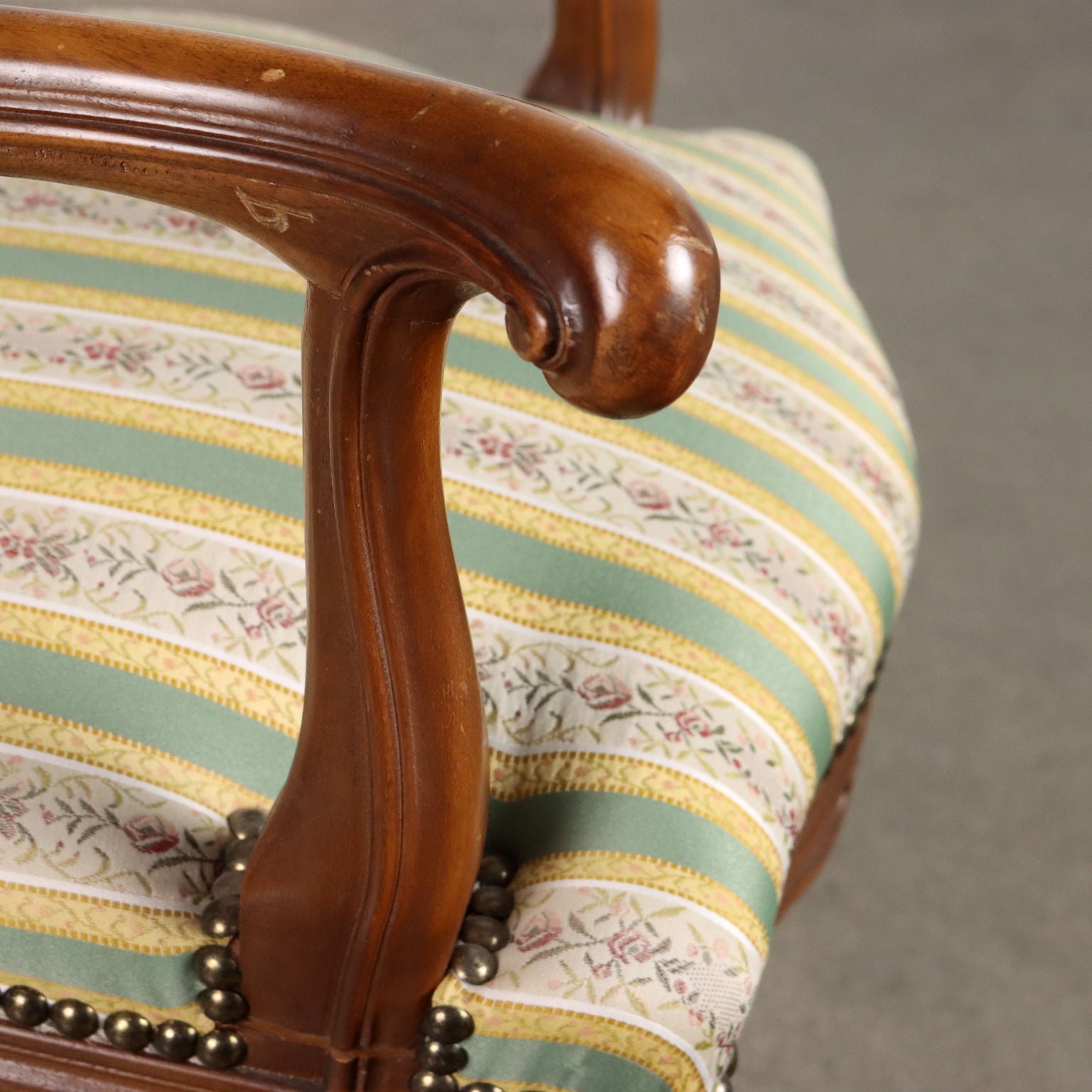 | Antiques  Seating