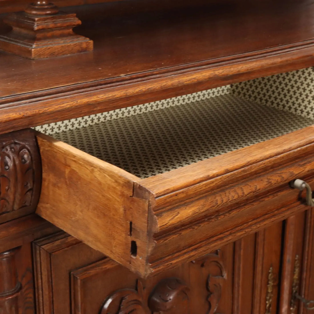 Neo-Renaissance Oak Sideboard - France 19th Century