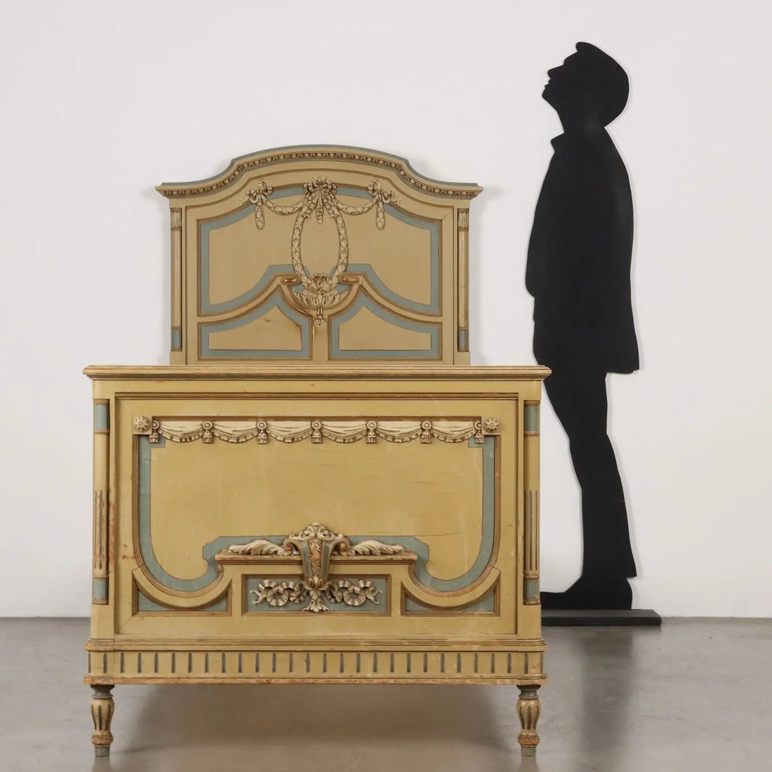 Neoclassical Bed in Lacquered Beech - Early 20th Century