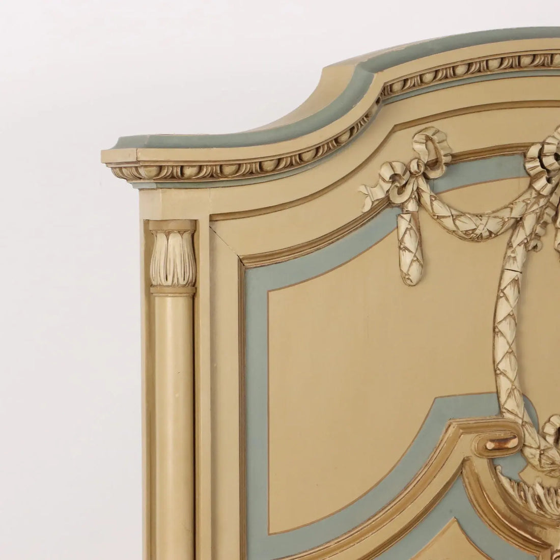 Neoclassical Bed in Lacquered Beech - Early 20th Century
