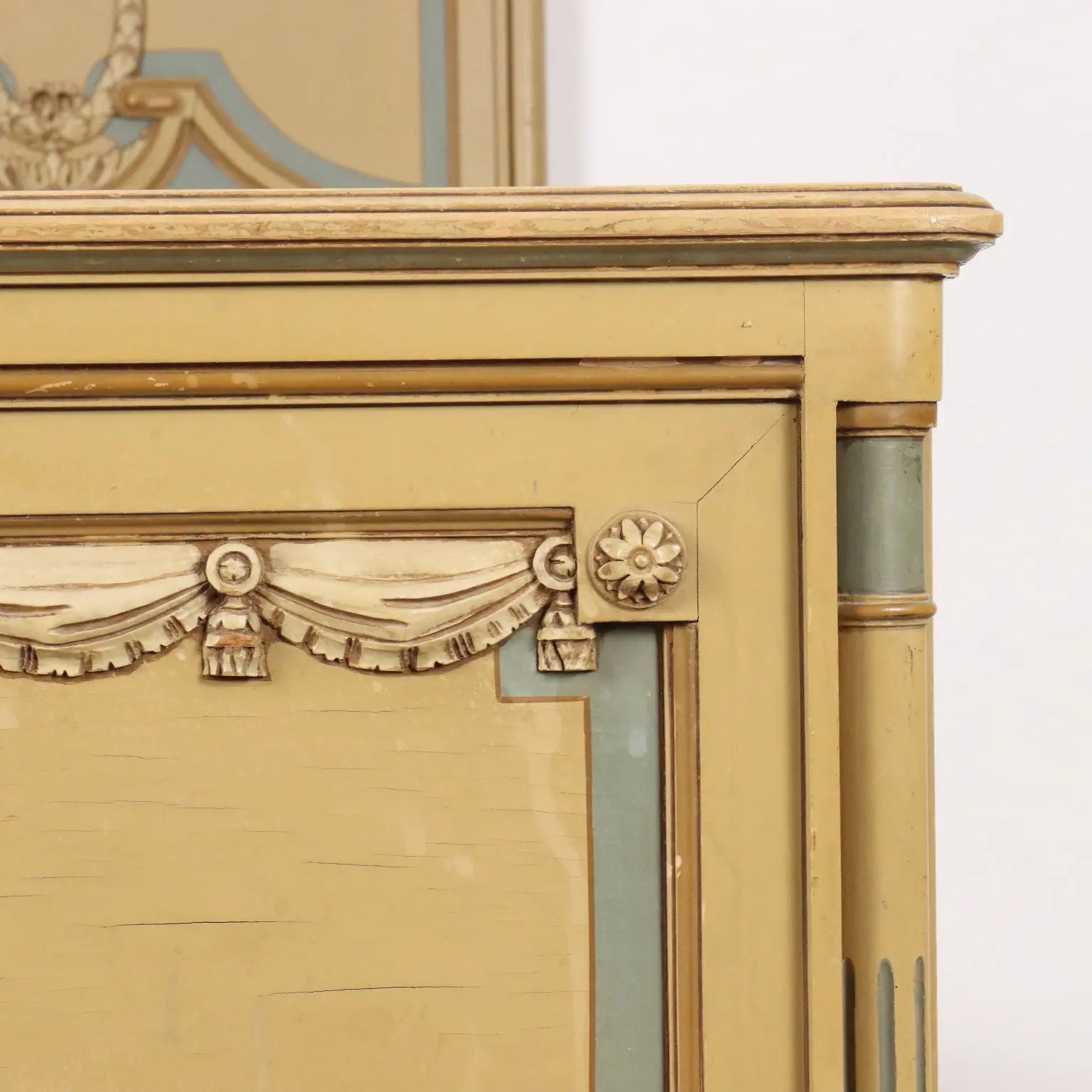 Neoclassical Bed in Lacquered Beech - Early 20th Century