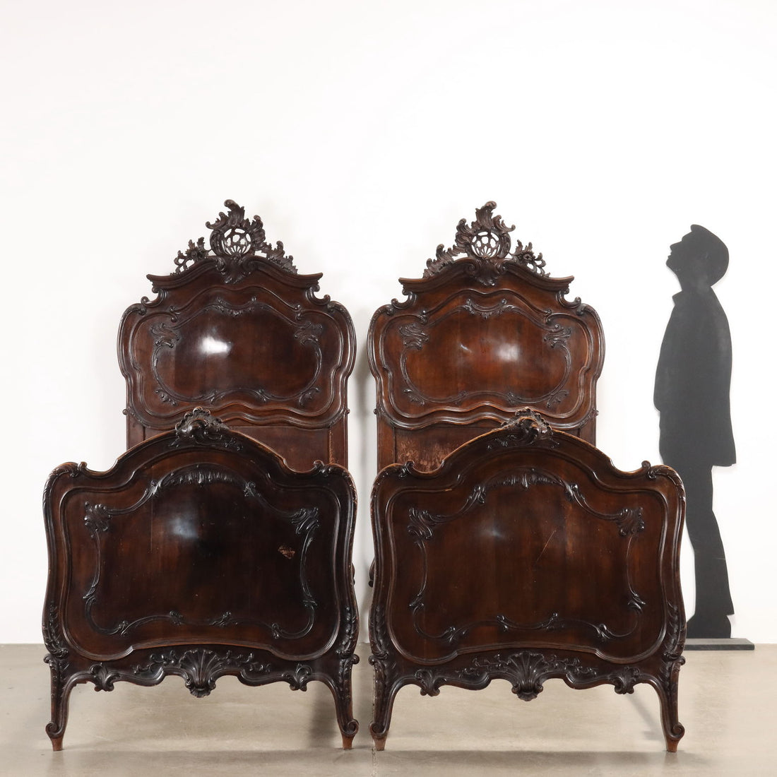  | Antiques  Beds & Headboards