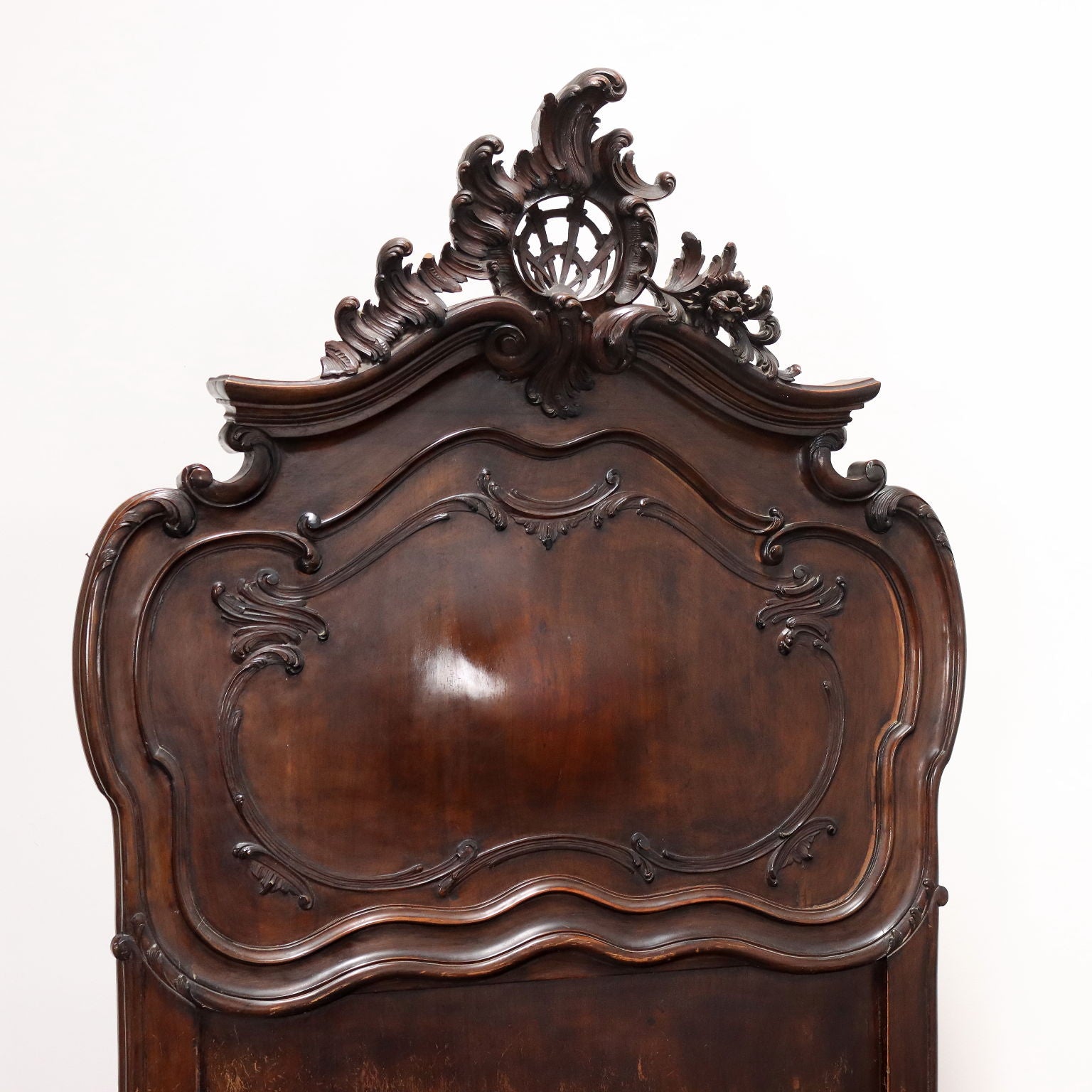  | Antiques  Beds & Headboards